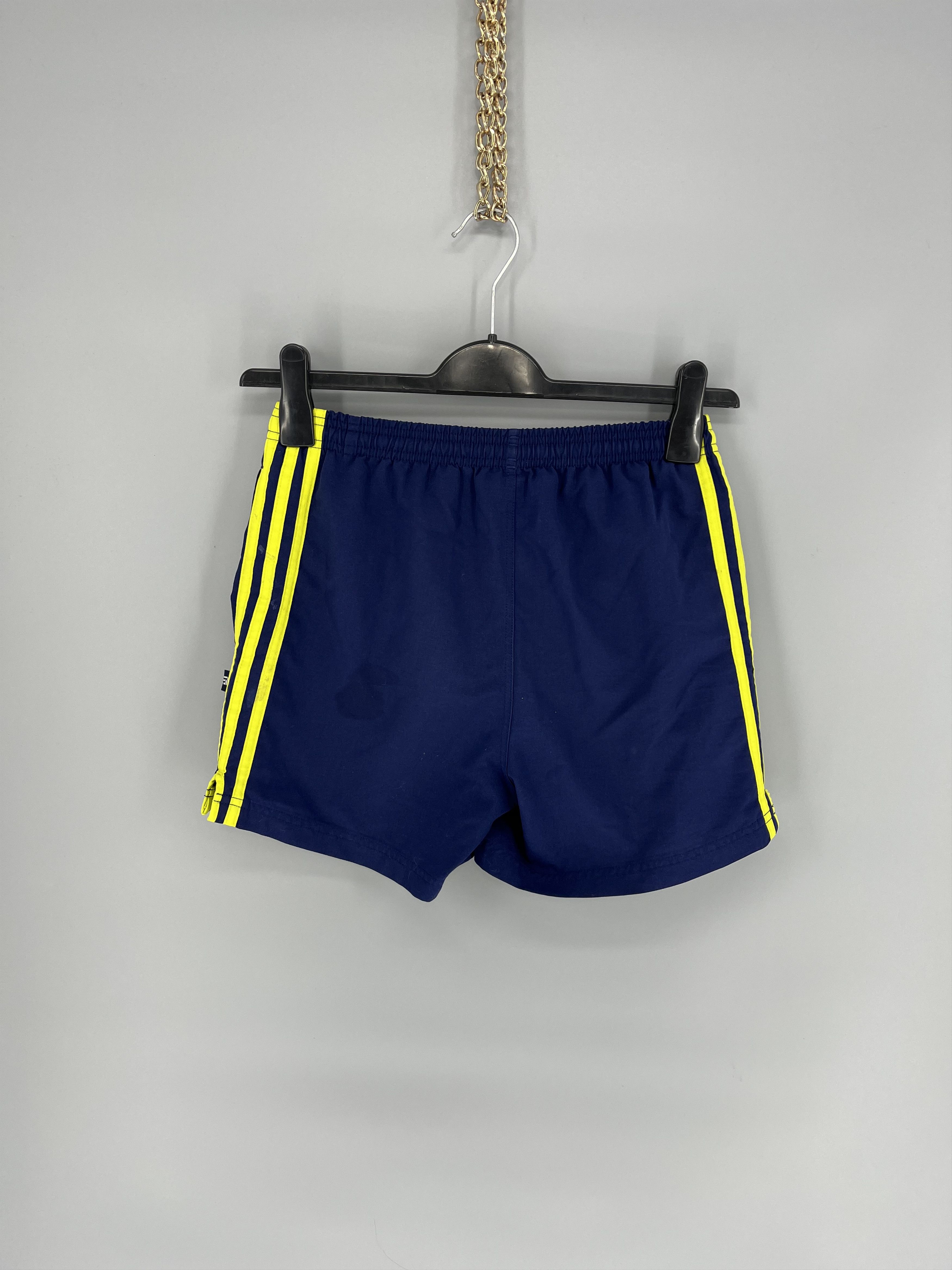 Adidas Vintage Y2K Adidas mini logo shorts streetwear Style Size US 26 / EU 42 - 12 Thumbnail