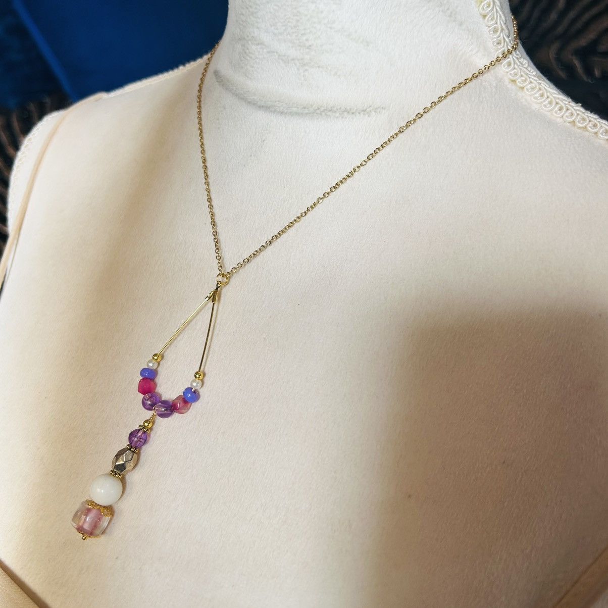 Handmade Handcrafted vintage bead changeable charm pendant necklace Size ONE SIZE - 3 Thumbnail