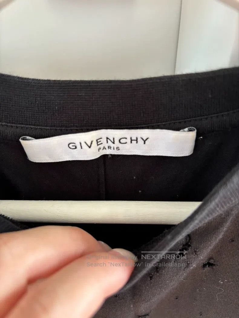 Givenchy Givenchy Distressed short-sleeve T-shirt Size US XS / EU 42 / 0 - 4 Thumbnail