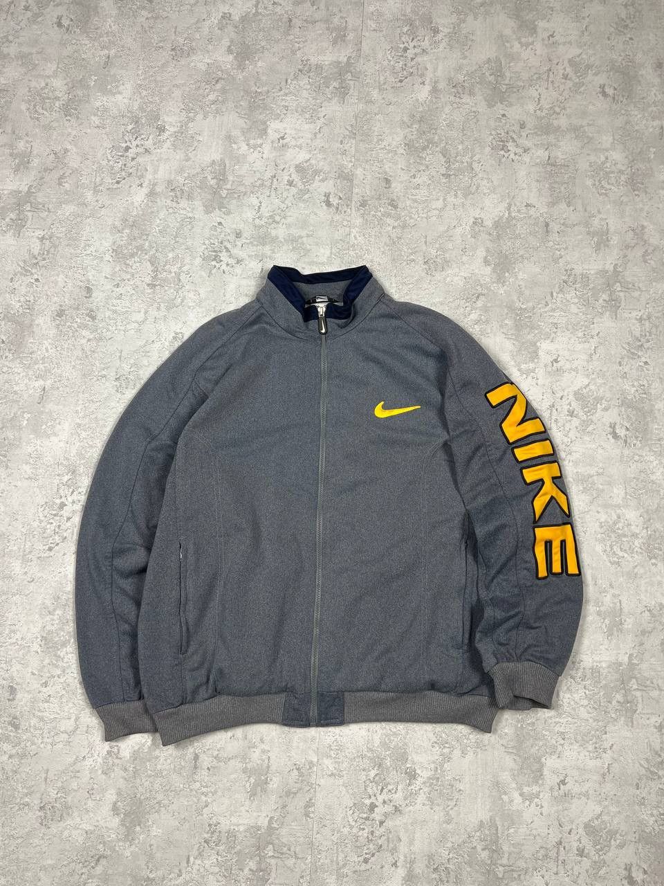 Nike Vintage Nike Track Jacket Big Logo Size US L / EU 52-54 / 3 - 6 Thumbnail
