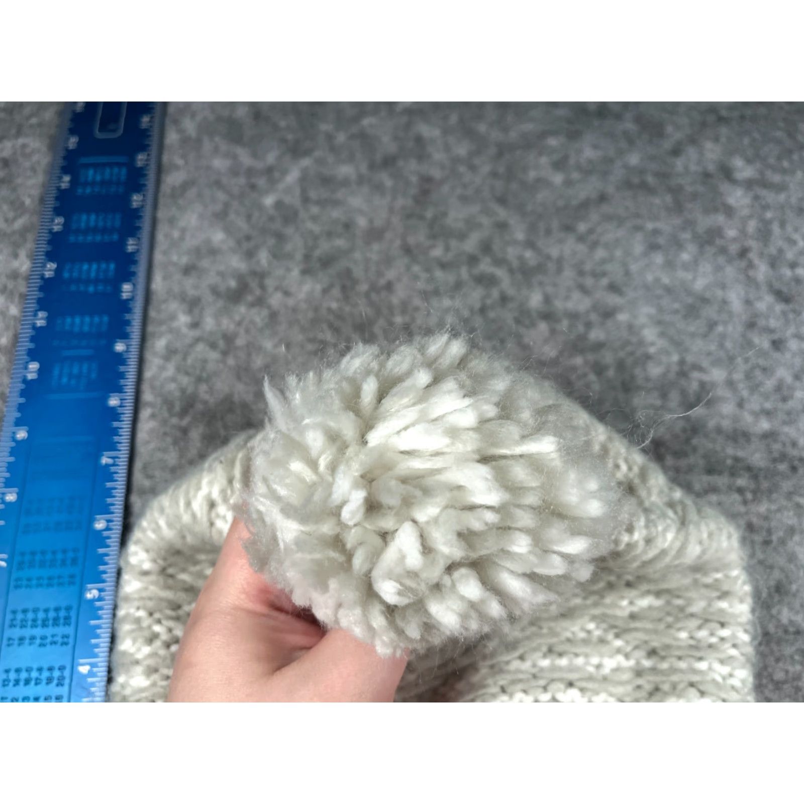 Vintage Target Beanie Knit One Size Adult Hray White 100% Acrylic Gray Beanie Outdoor Ski Adjustable Lined Womens Size ONE SIZE - 3 Thumbnail