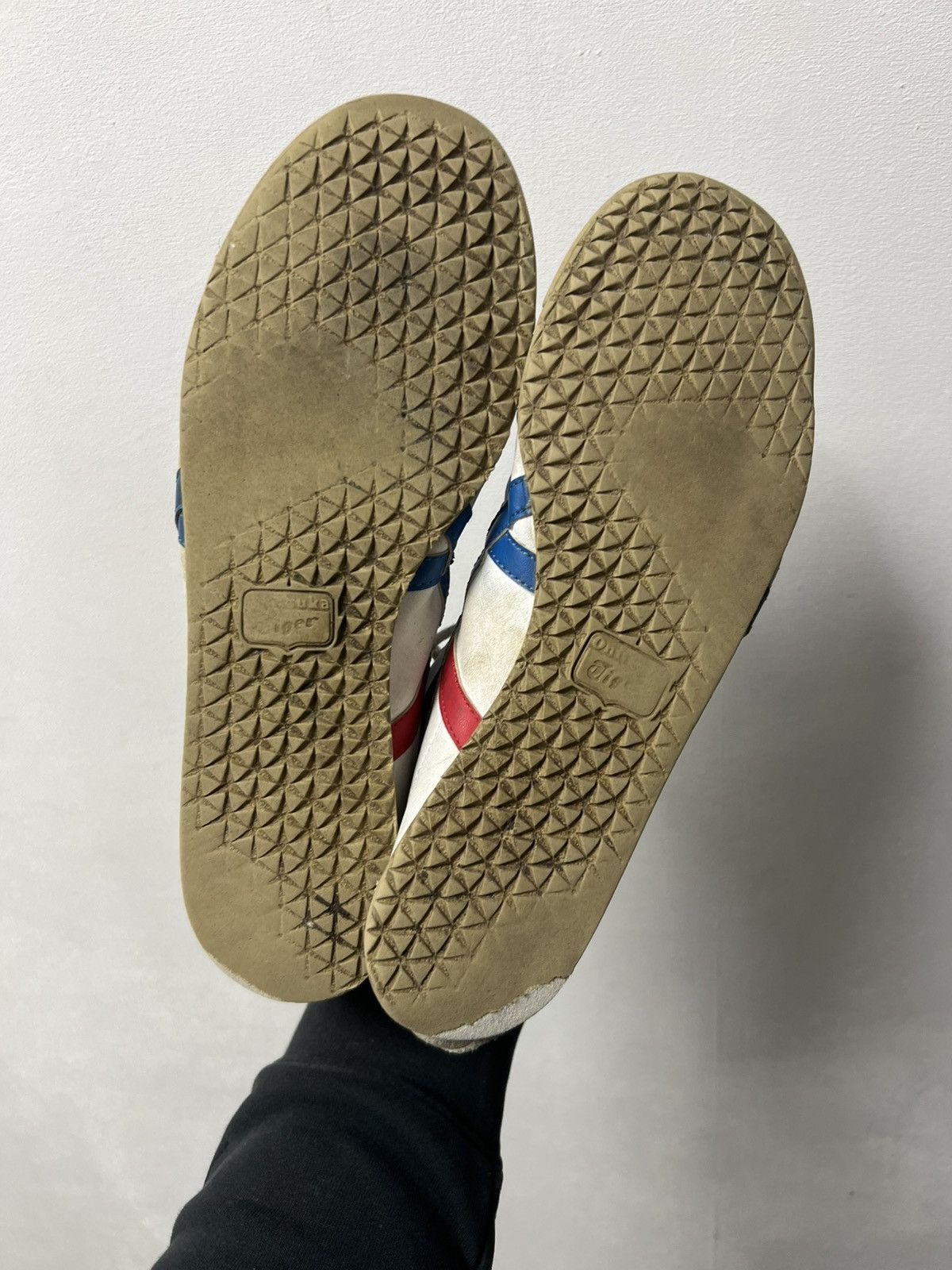 Asics Asics Tiger Onitsuka Sneakers Vintage Y2k Size US 9.5 / EU 42-43 - 5 Thumbnail