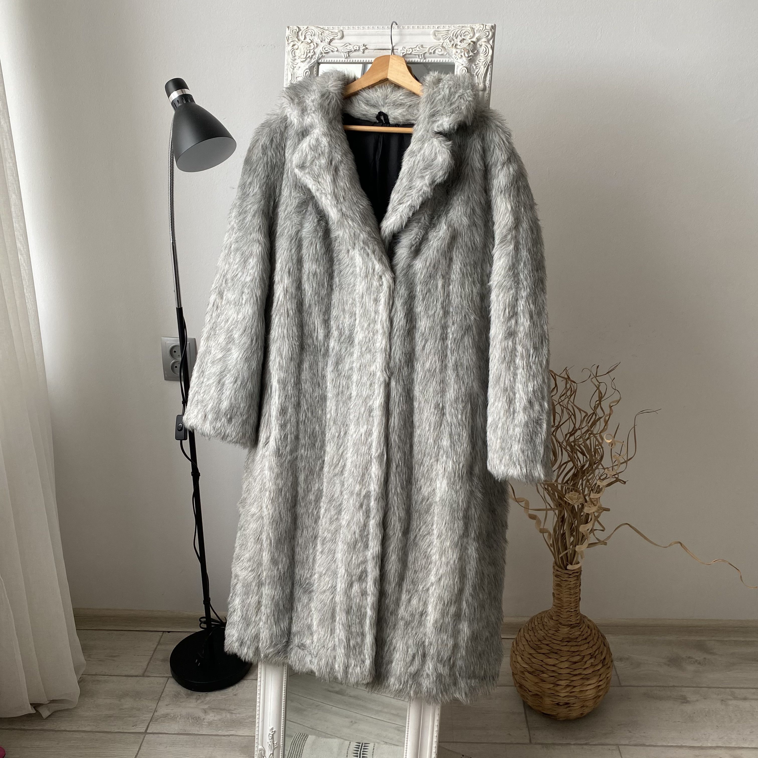 If Six Was Nine Y2K Japanese Vintage 90s Faux Fur Coat Maxi opium Size US L / EU 52-54 / 3 - 1 Thumbnail