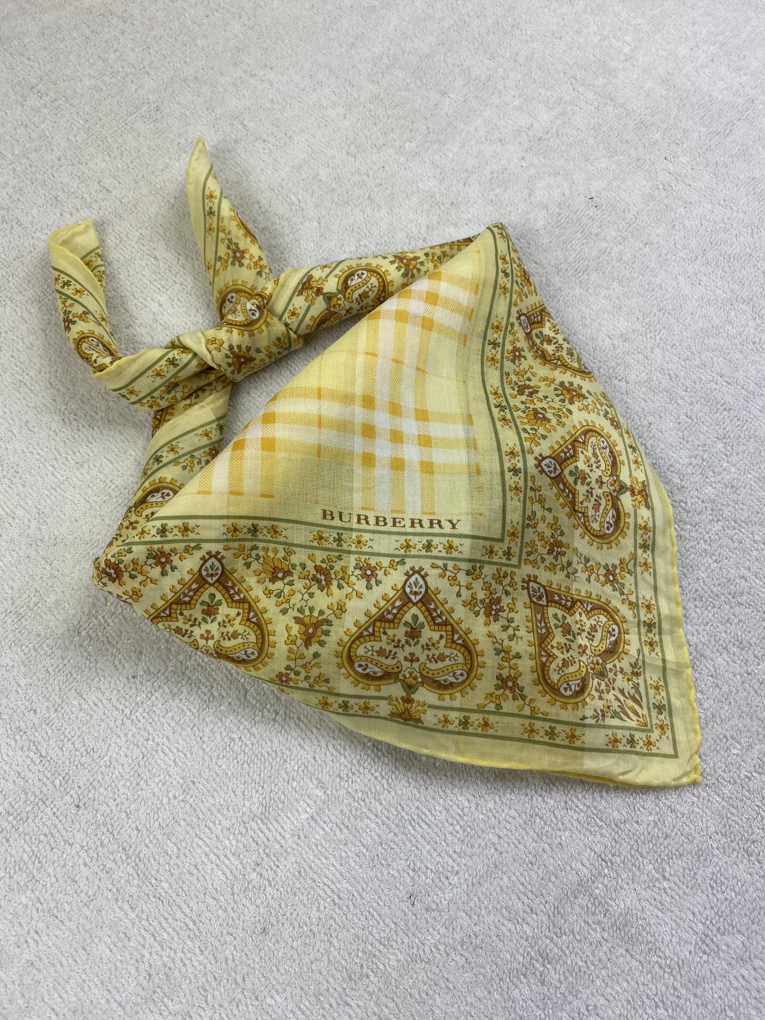 Burberry Burberry Handkerchief / Bandana / Neckerchief Size ONE SIZE - 2 Thumbnail