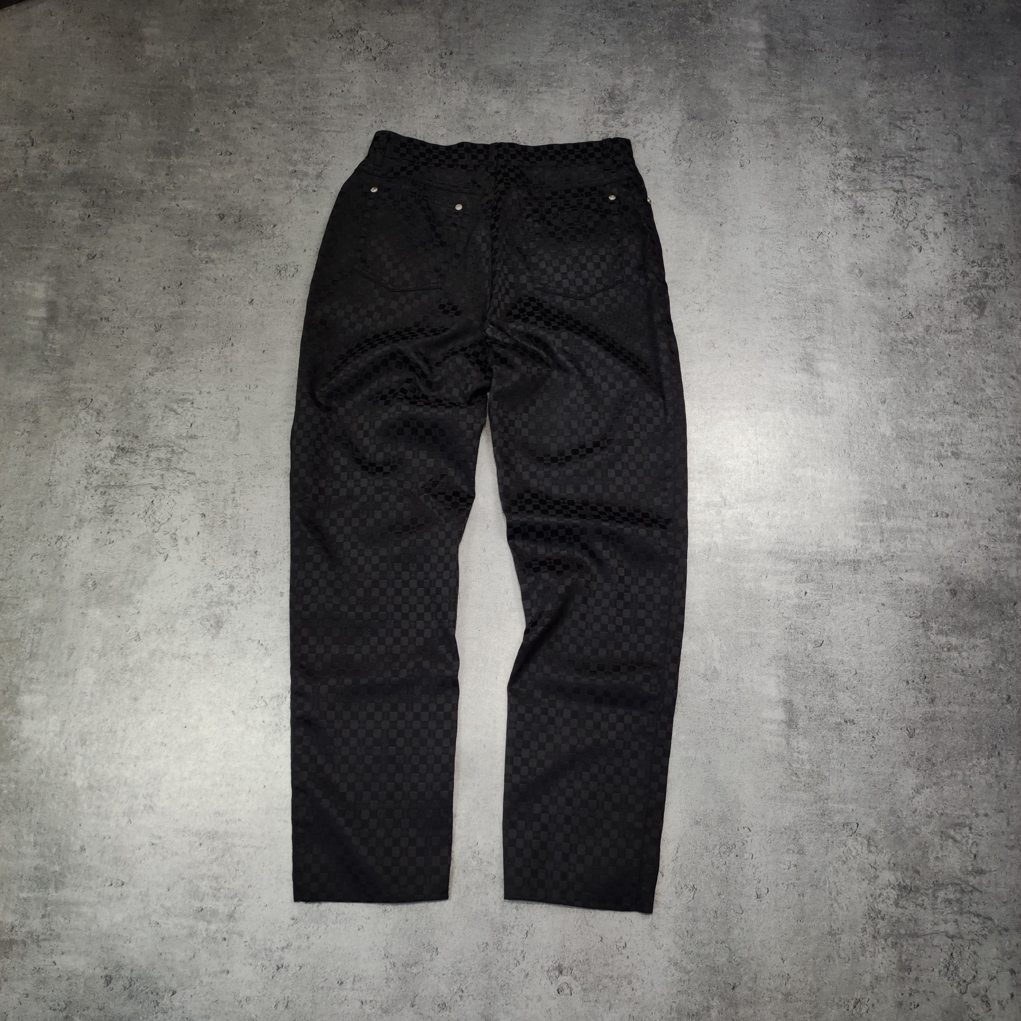 Versace × Vintage Vintage RARE Versace Classic V2 Checkered Logo Pants Size US 32 / EU 48 - 1 Thumbnail