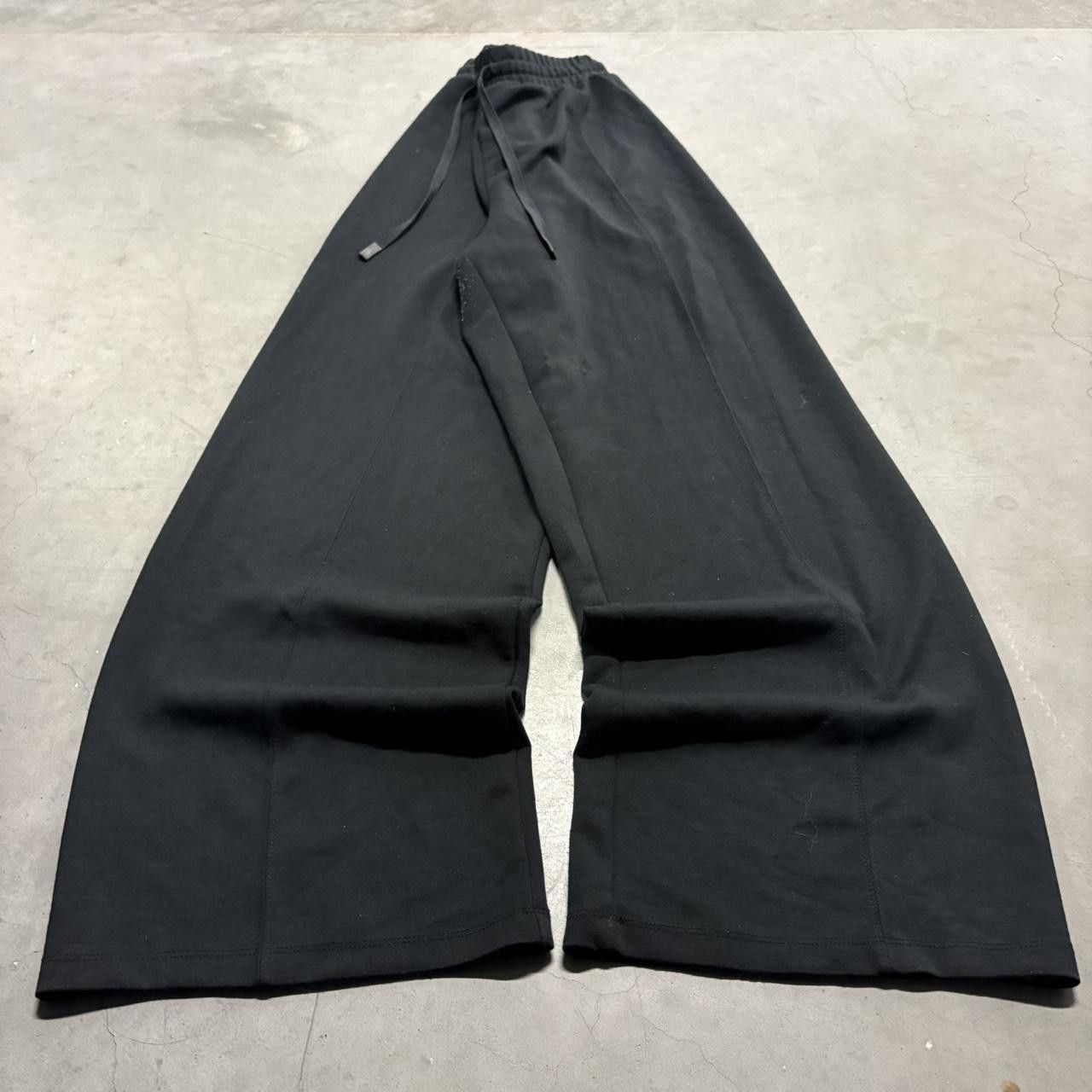 Vintage Crazy Vintage Y2K/2000s Super Baggy Wideleg Black Sweatpants! Size US 32 / EU 48 - 2 Thumbnail