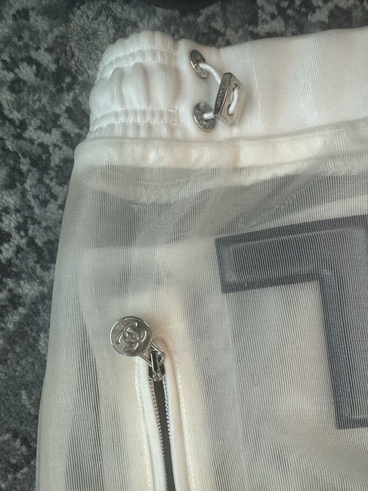 Chanel RARE CHANEL PHARELL JACKET Size US XXS / EU 40 - 6 Thumbnail