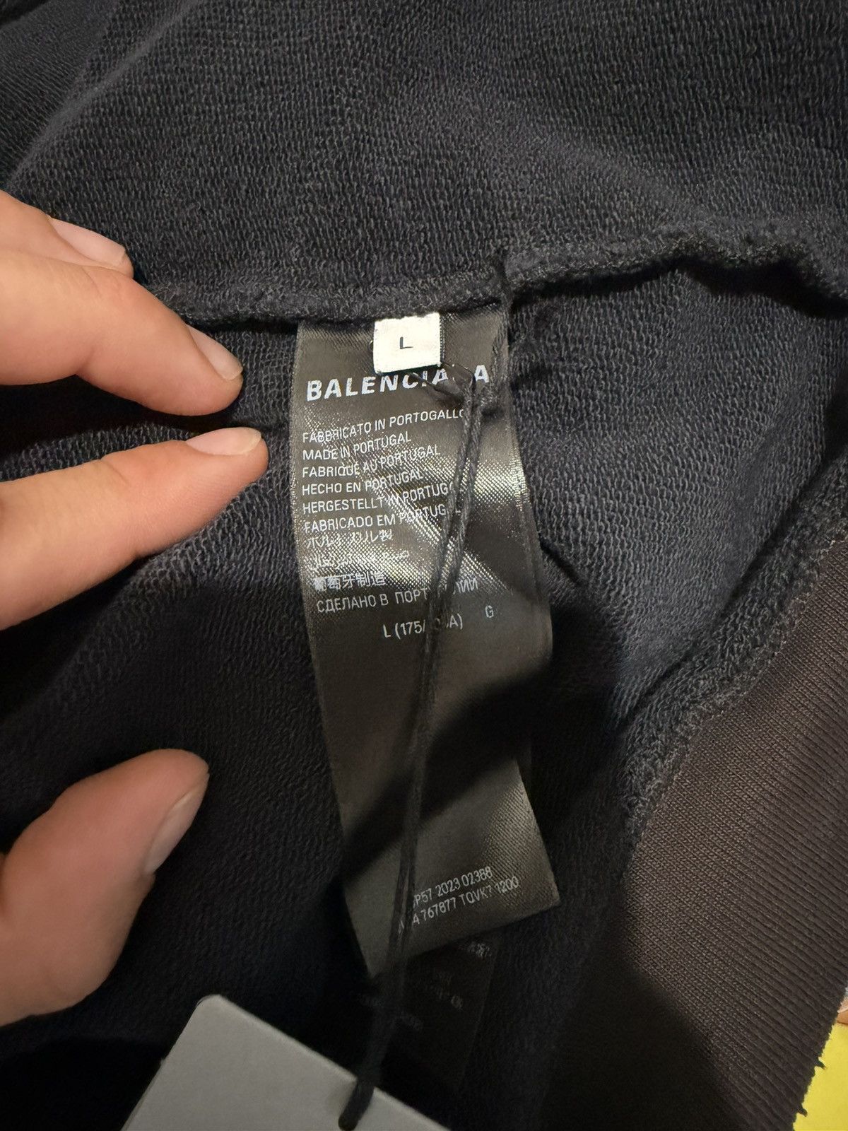 Balenciaga Balenciaga No Logo Hoodie Size US L / EU 52-54 / 3 - 5 Thumbnail