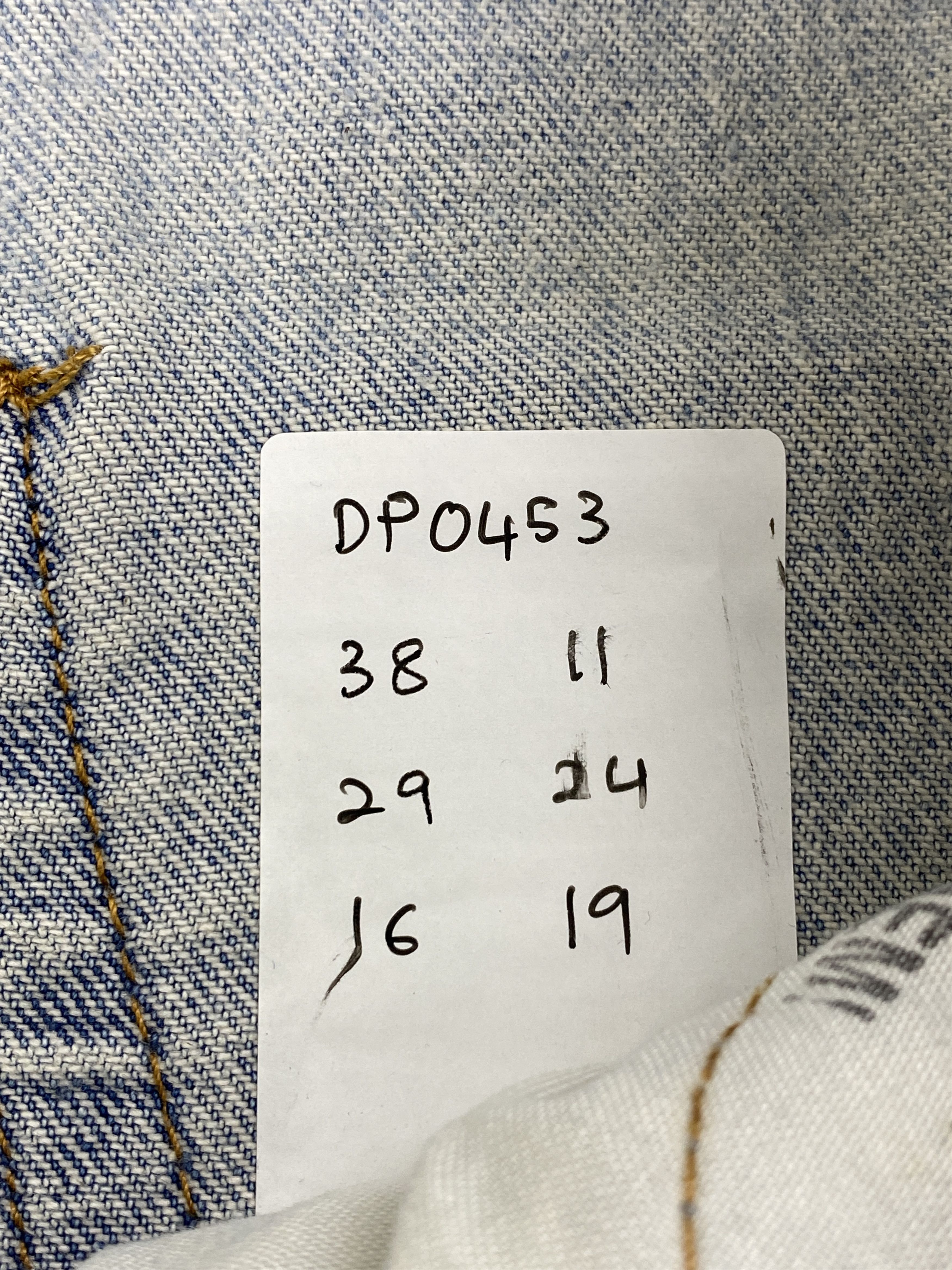 Levi's × Vintage Light Blue Washed Vintage Levi's 505 Jeans Size US 38 / EU 54 - 15 Thumbnail