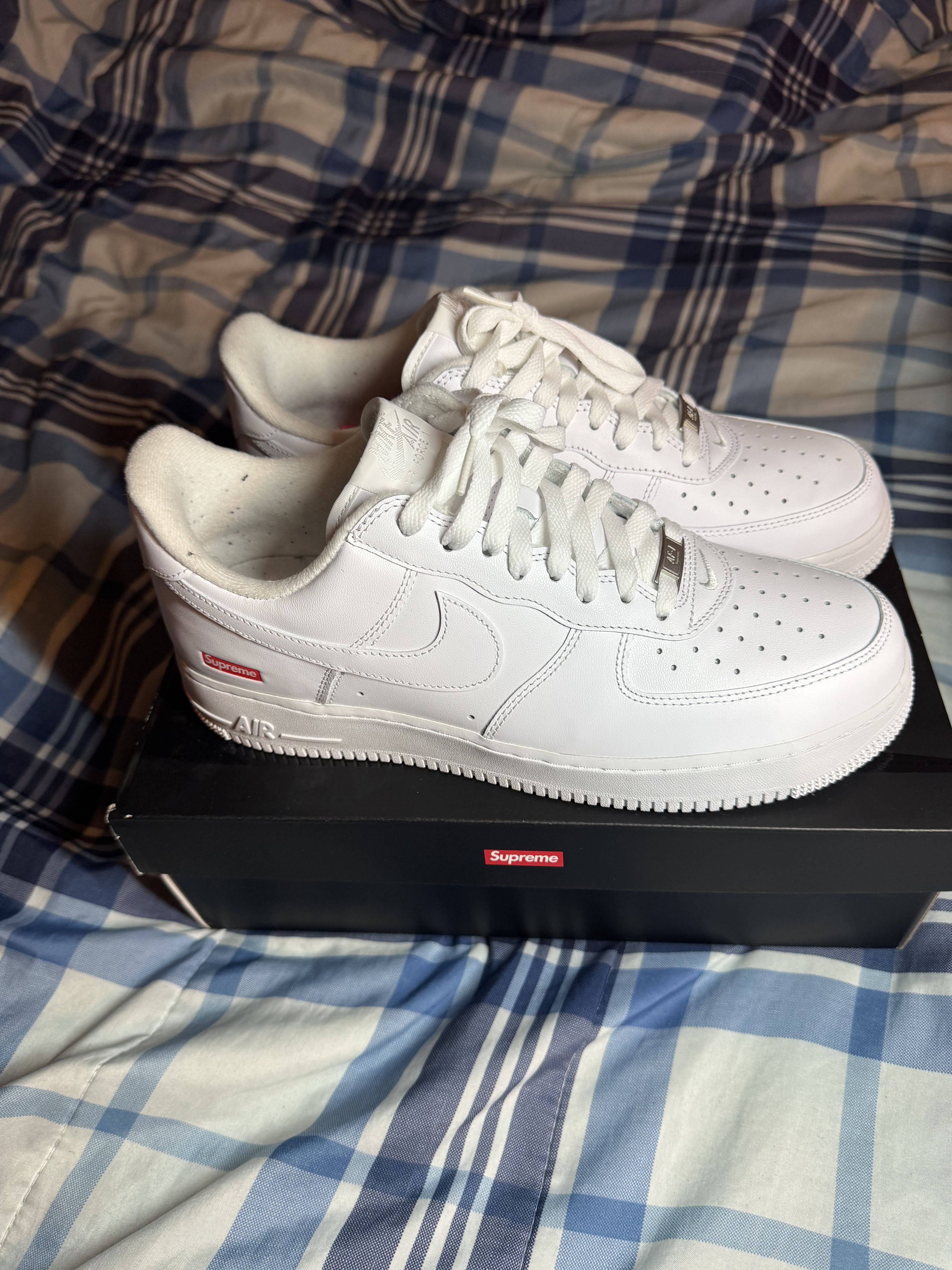 Supreme Air Force One Low SP Size US 10.5 / EU 43-44 - 9 Thumbnail