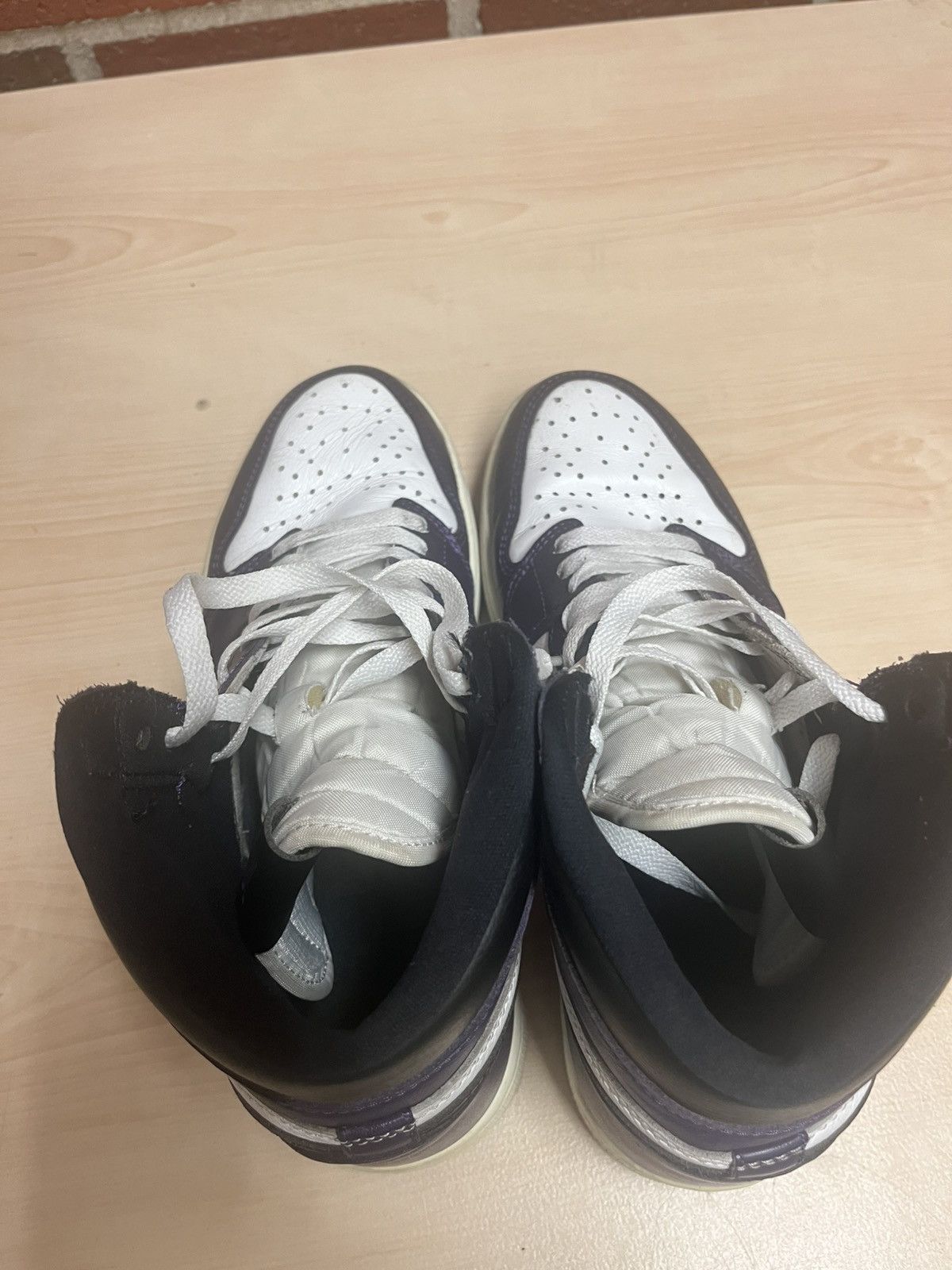 Nike Air Jordan 1 Retro High OG 'Court Purple 2.0' Size US 9 / EU 42 - 4 Thumbnail