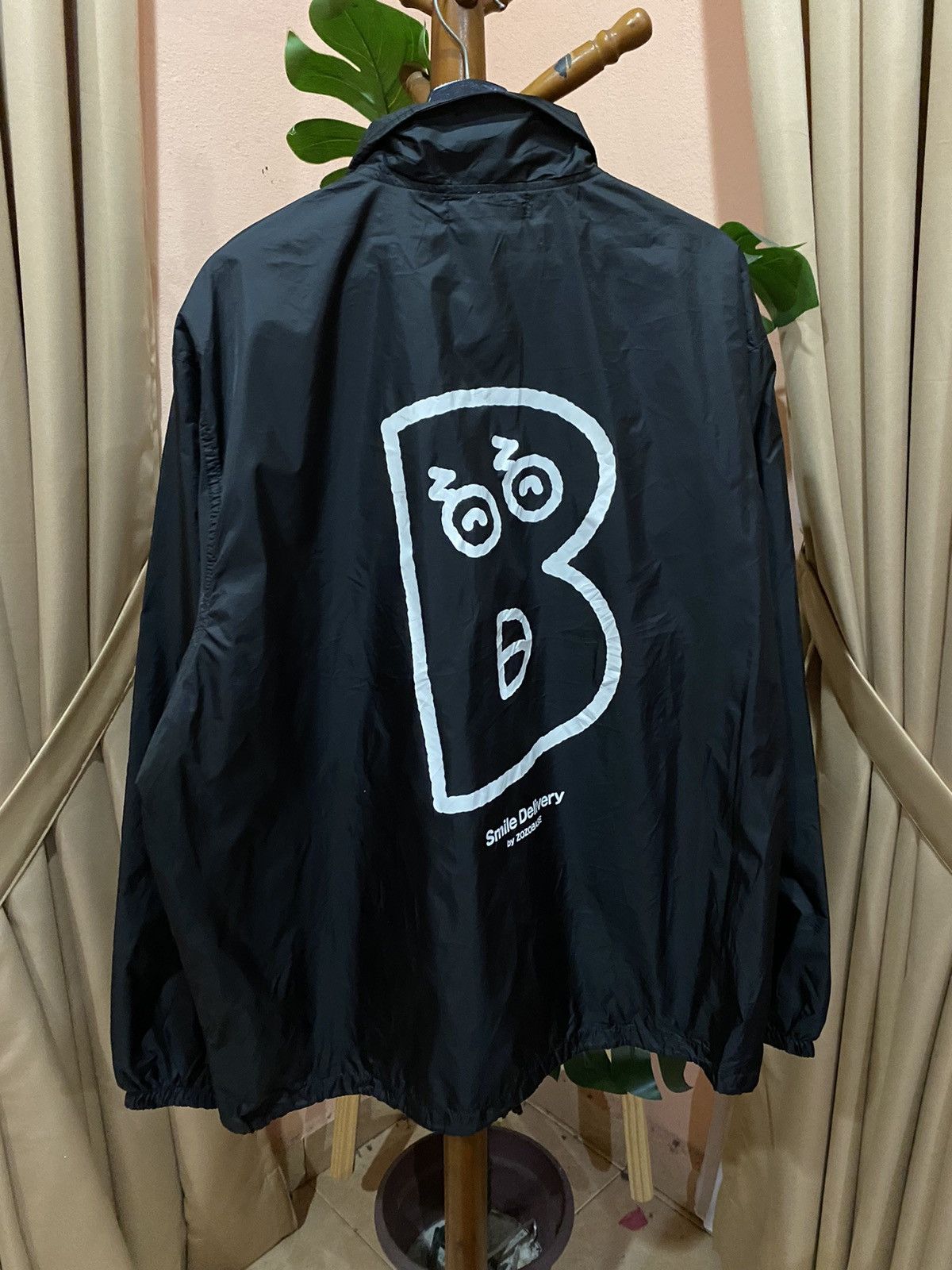 Other ZOZOBASE SMILE DELIVERY NYLON COACH JACKET Size US XL / EU 56 / 4 - 10 Thumbnail