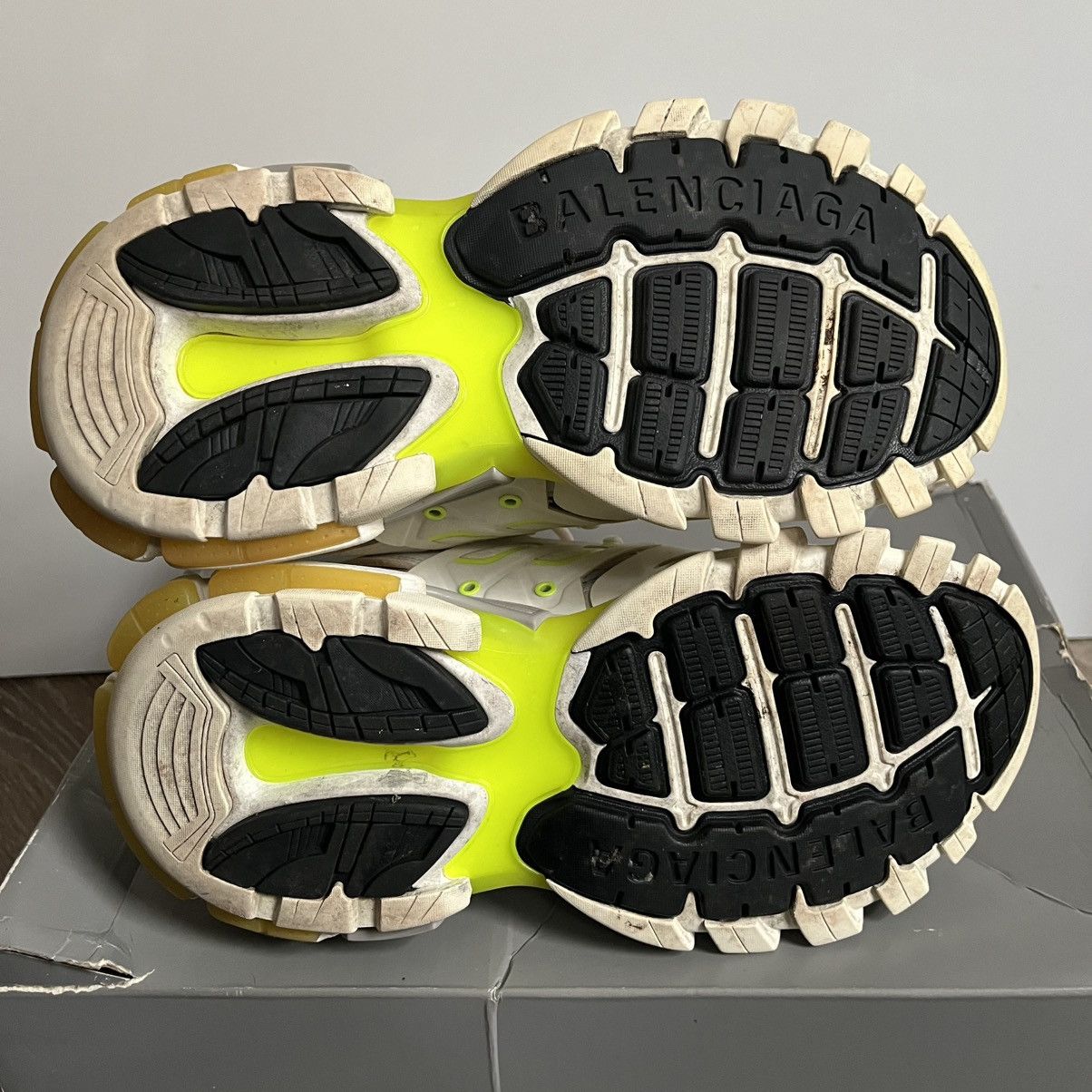 balenciaga tracks white fluo yellow