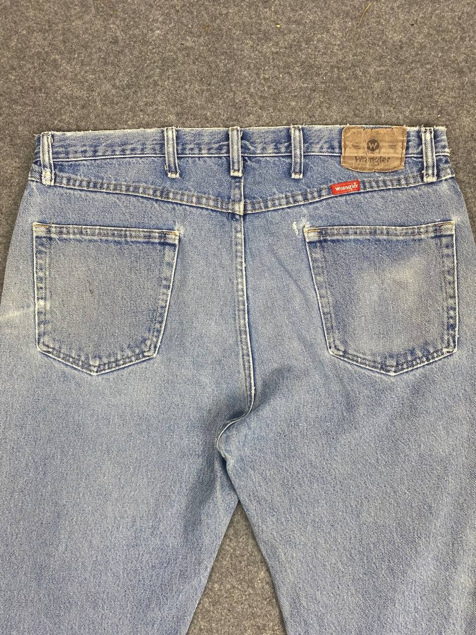 Wrangler vintage wrangler regular fit distressed denim Size US 38 / EU 54 - 3 Thumbnail