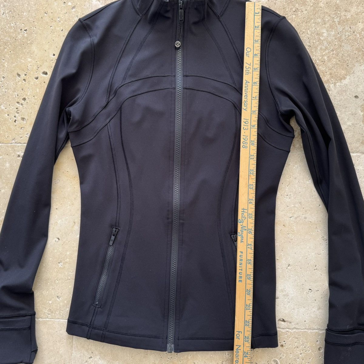 Lululemon LULULEMON DEFINE JACKET *NULU 'BLACK' Size M / US 6-8 / IT 42-44 - 5 Thumbnail