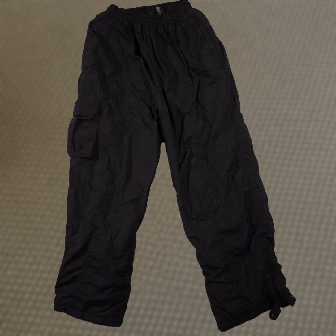 Vintage VINTAGE White Sierra Snow Pants Womens L Black Insulated Lined Cargo Ski Hiking Warm Size 36" / US 14 / IT 50 - 1 Thumbnail