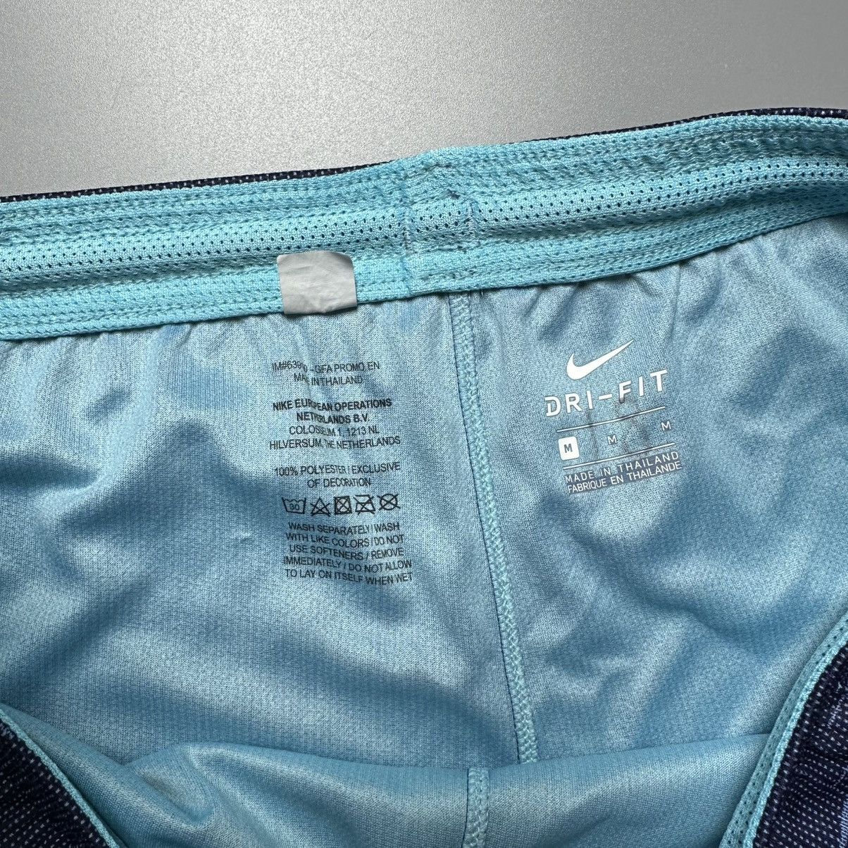 Nike TOTTENHAM HOTSPUR NIKE 2018/2019 SOCCER AWAY SHORTS #7 SON Size US 33 - 4 Thumbnail