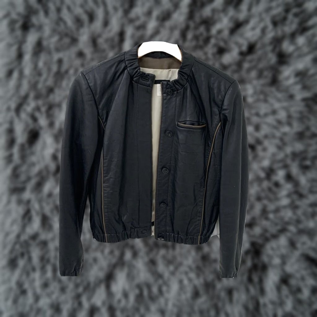 Vintage VINTAGE J Crew Leather Bomber Jacket Coat Women's Brown Size 2 Size XS / US 0-2 / IT 36-38 - 1 Thumbnail