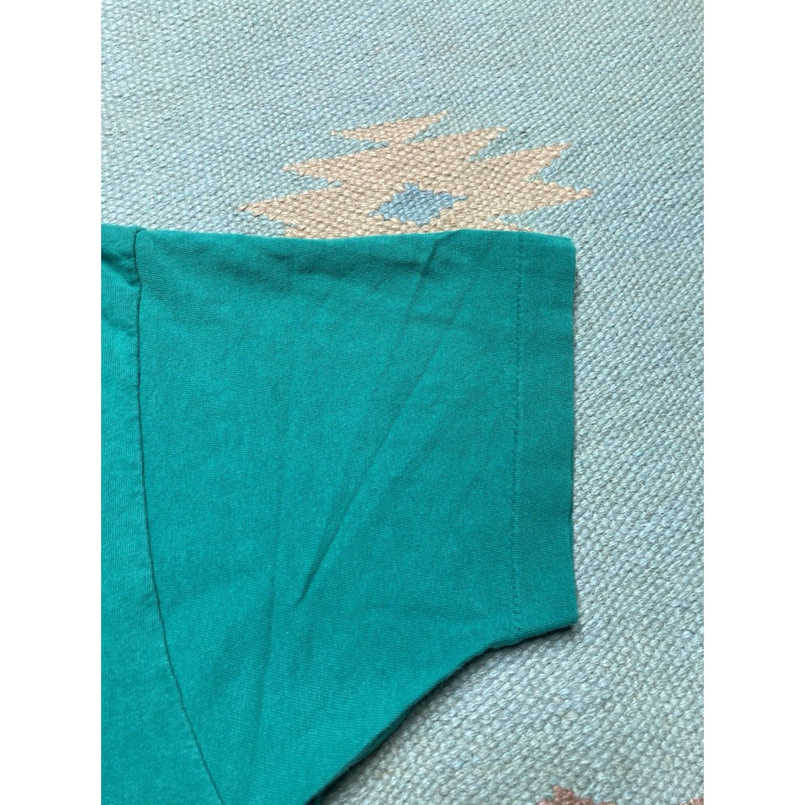 Fruit Of The Loom VINTAGE Fruit of the Loom T-Shirt Pocket Teal Turquoise Cotton Medium Mens 80s Size US M / EU 48-50 / 2 - 6 Thumbnail