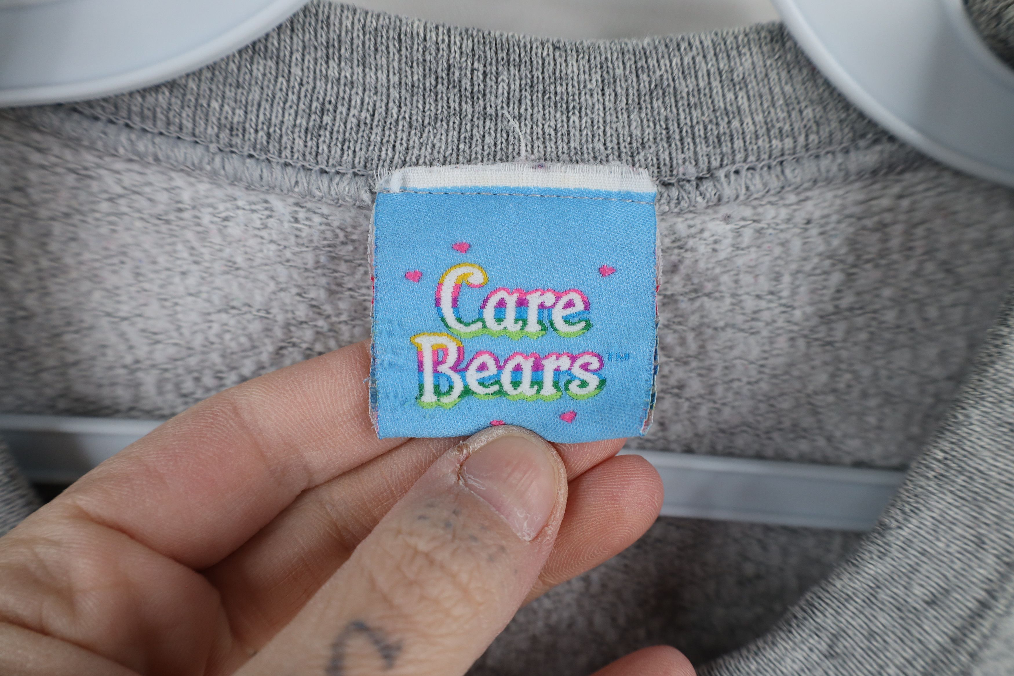 Vintage Vintage Y2K 2004 Care Bears Christmas Bear Sweatshirt Gray Size XL / US 12-14 / IT 48-50 - 6 Thumbnail