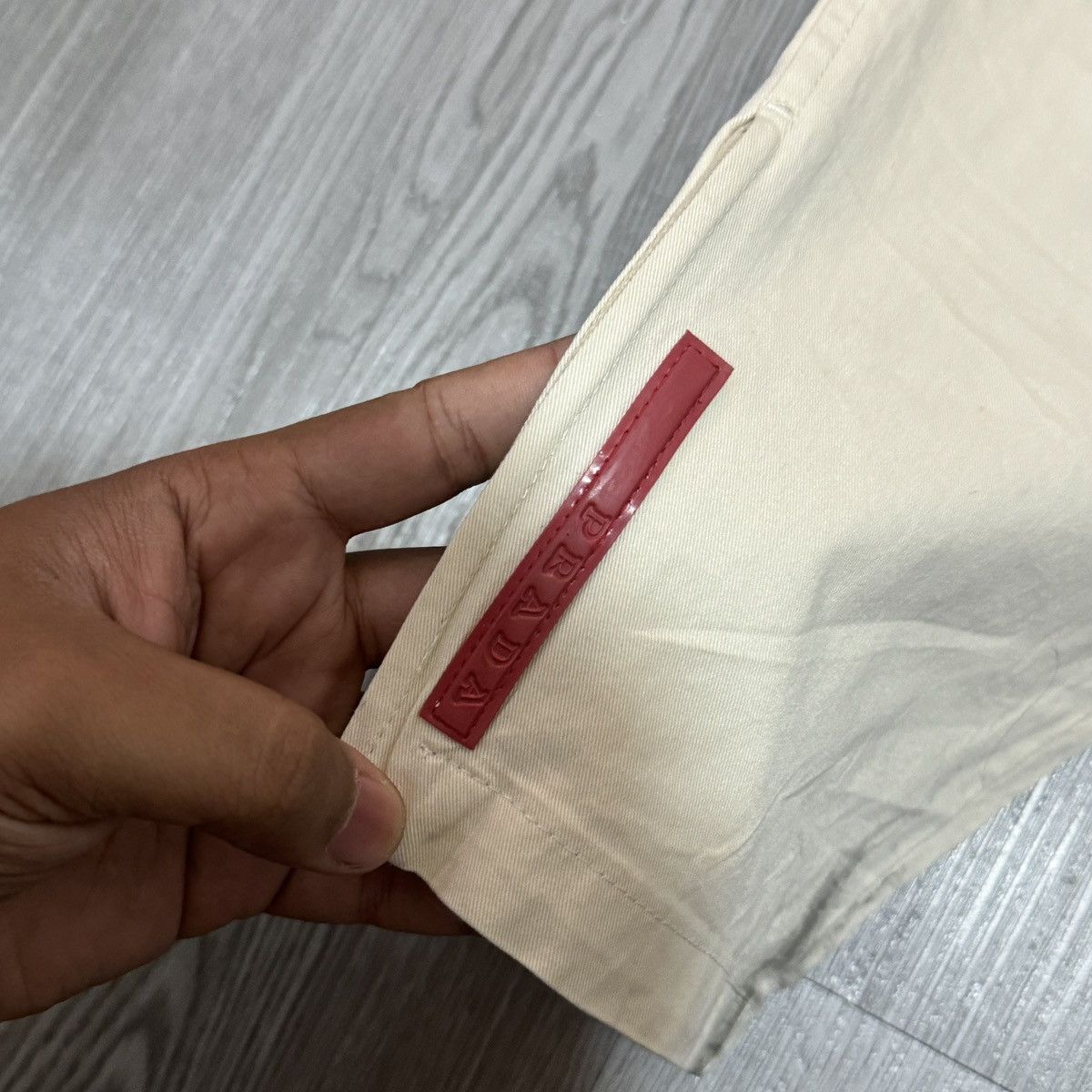 Prada Prada Cream Chinos Pants Size US 30 / EU 46 - 4 Thumbnail