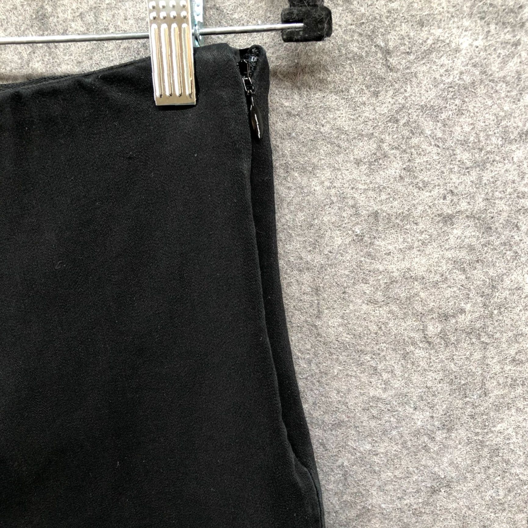 Uniqlo Uniqlo Skinny Ankle Dress Pants Womens S (26-27 inch) Black Side Zip Stretch Size 28" / US 6 / IT 42 - 5 Thumbnail