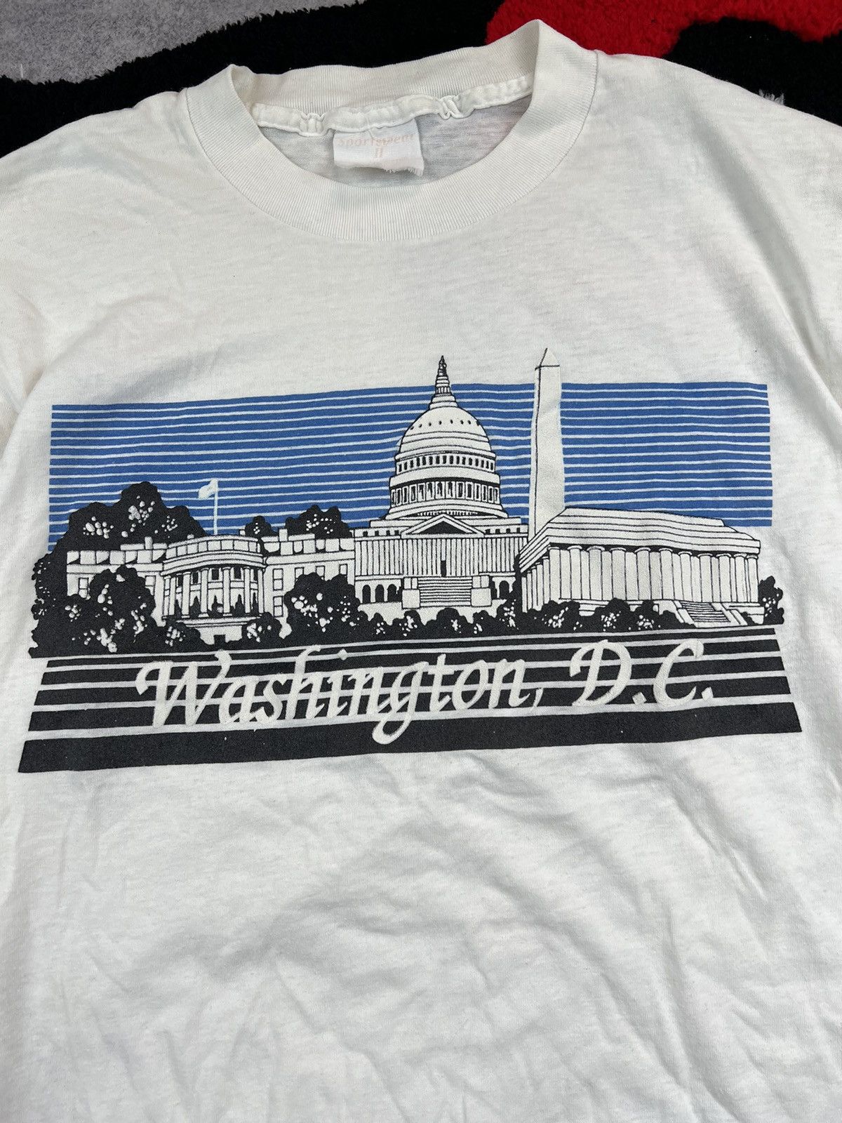Vintage Vintage 90s USA Washington DC Faded Single Stitch Y2K Tee Size US M / EU 48-50 / 2 - 4 Thumbnail