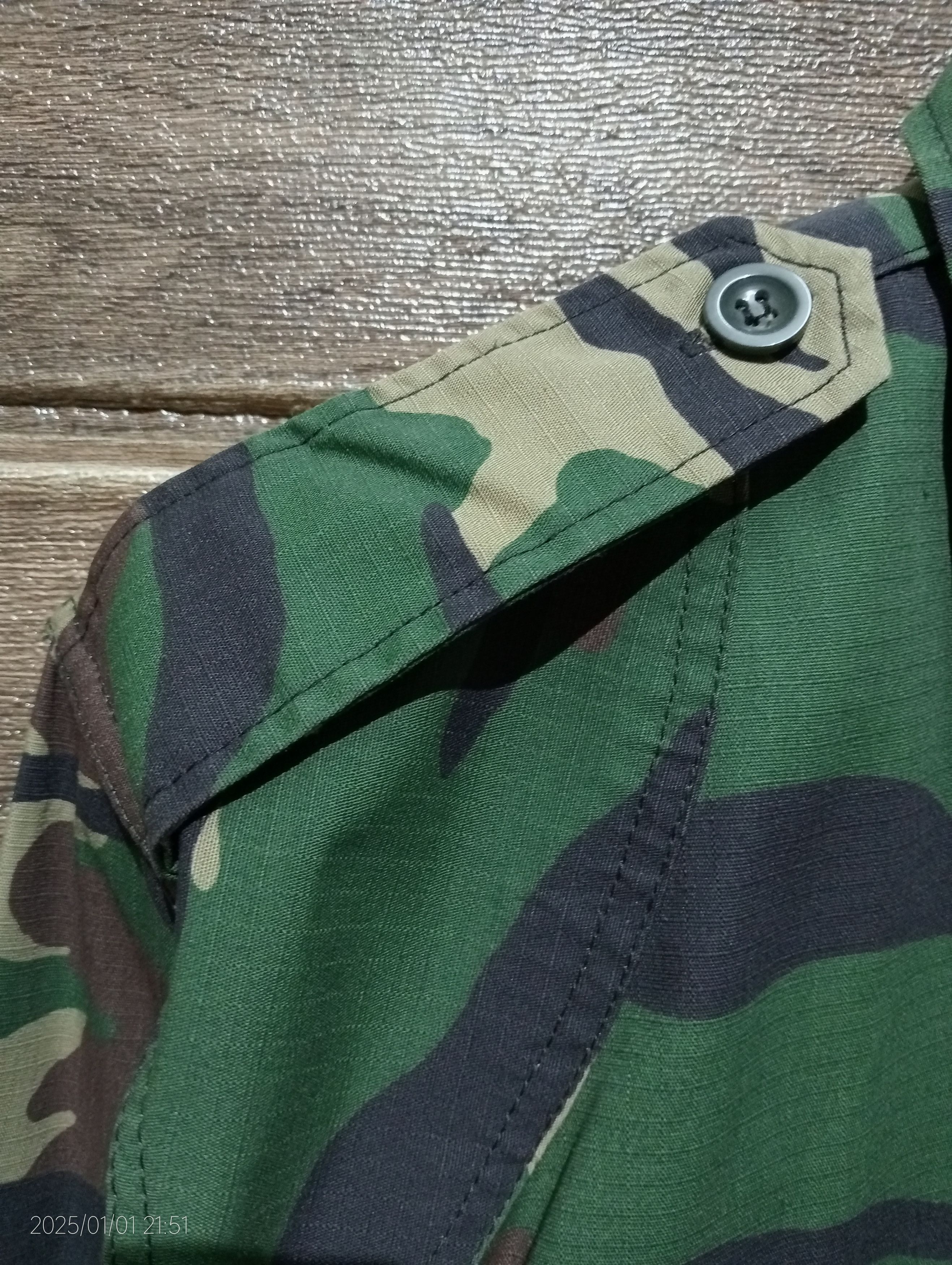 Vintage Vintage Camouflange Real Army Jacket Very Rare Size US L / EU 52-54 / 3 - 9 Thumbnail
