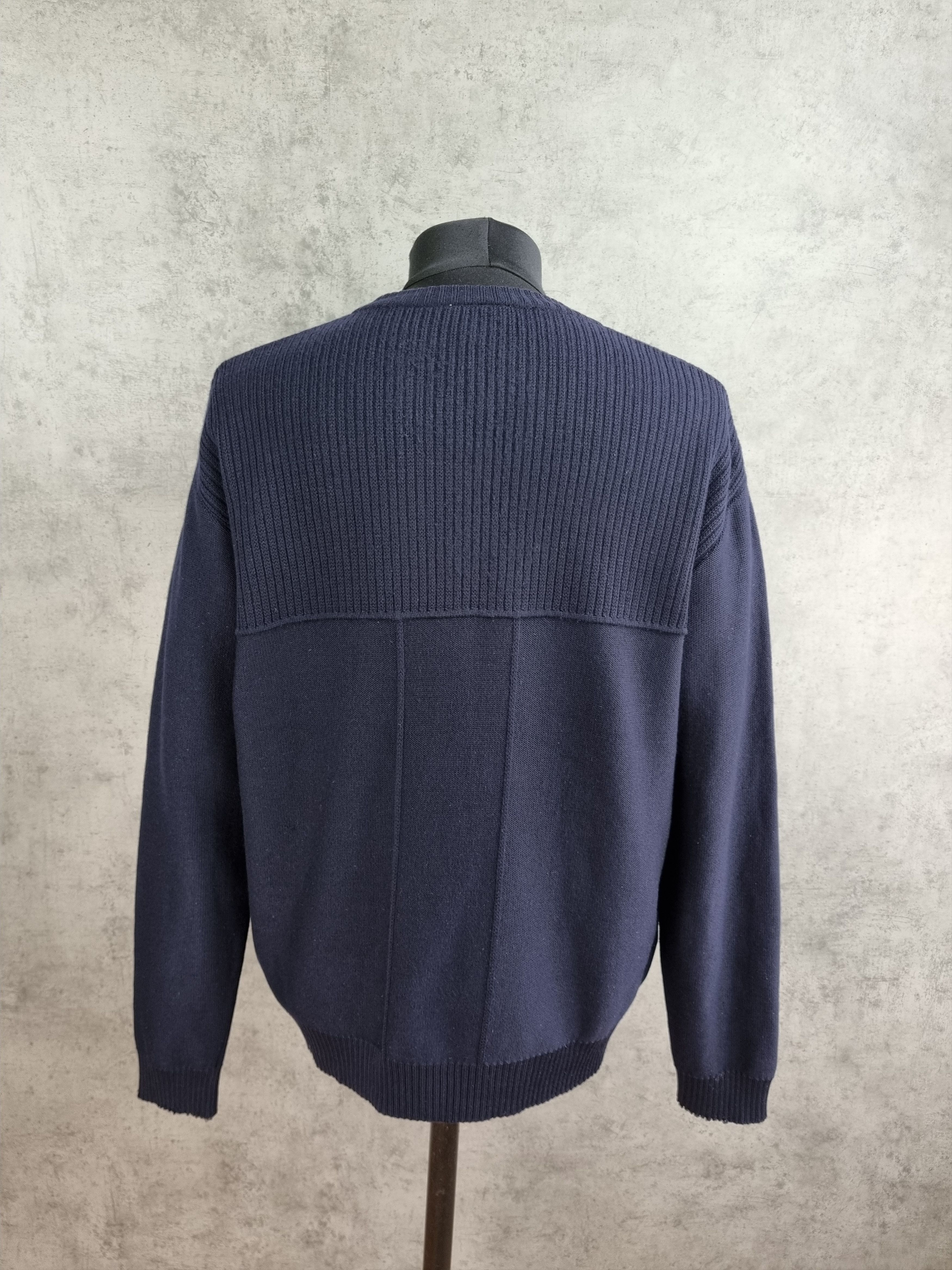 Fendi × Vintage Vtg Fendi Uomo Italian Wool Distressed Sweater V Neck Size US L / EU 52-54 / 3 - 3 Thumbnail