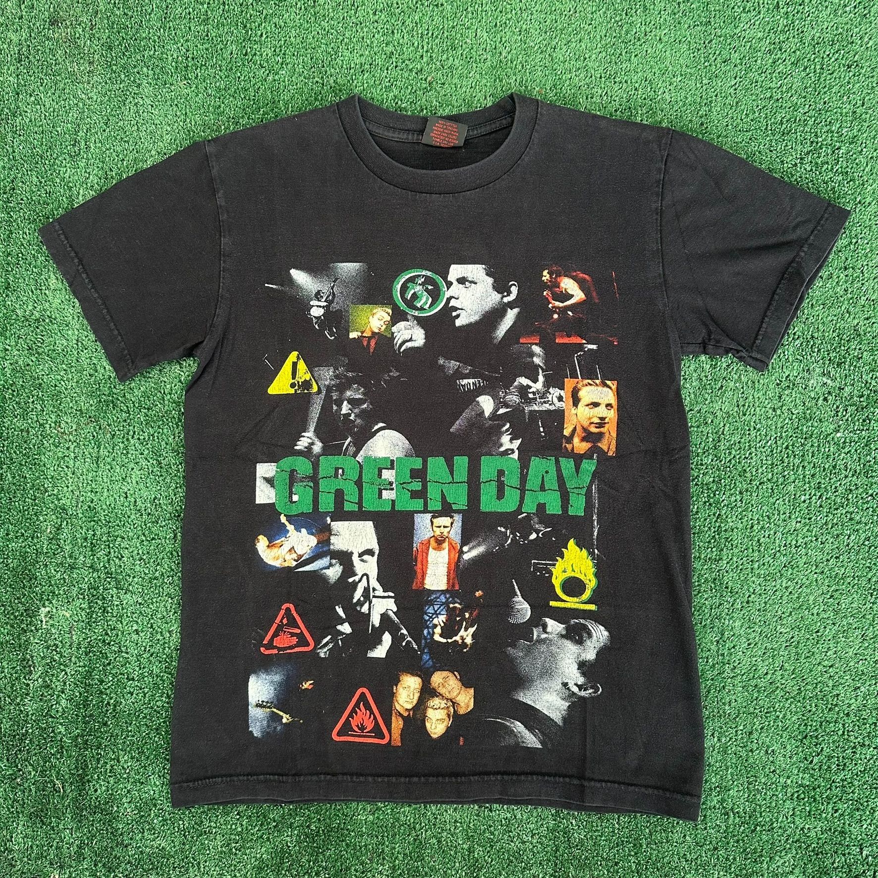 Band Tees Vintage Y2K Green Day T-Shirt American Idiot Punk Band Tee Size US M / EU 48-50 / 2 - 1 Thumbnail