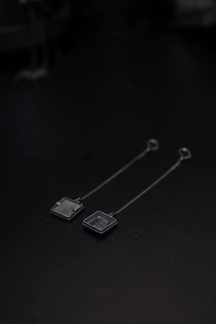 Ann Demeulemeester Ann Demeulemeester Silver Square Earrings Size ONE SIZE - 1 Thumbnail
