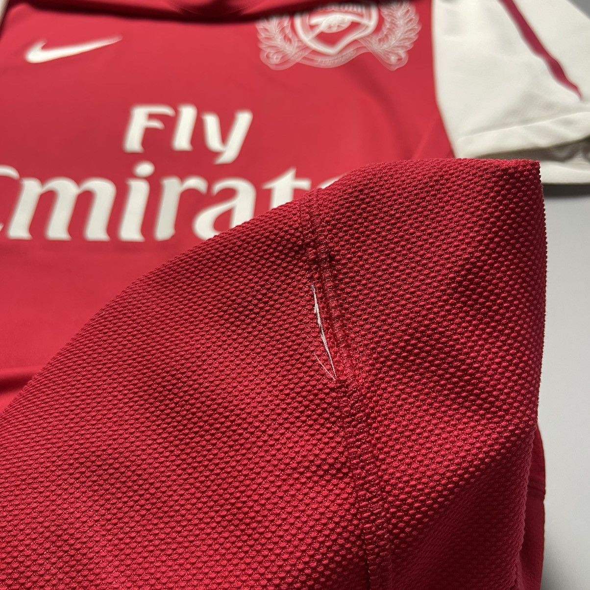 Nike ARSENAL NIKE 2011/2012 FOOTBALL HOME JERSEY #12 HENRY Size US M / EU 48-50 / 2 - 12 Thumbnail
