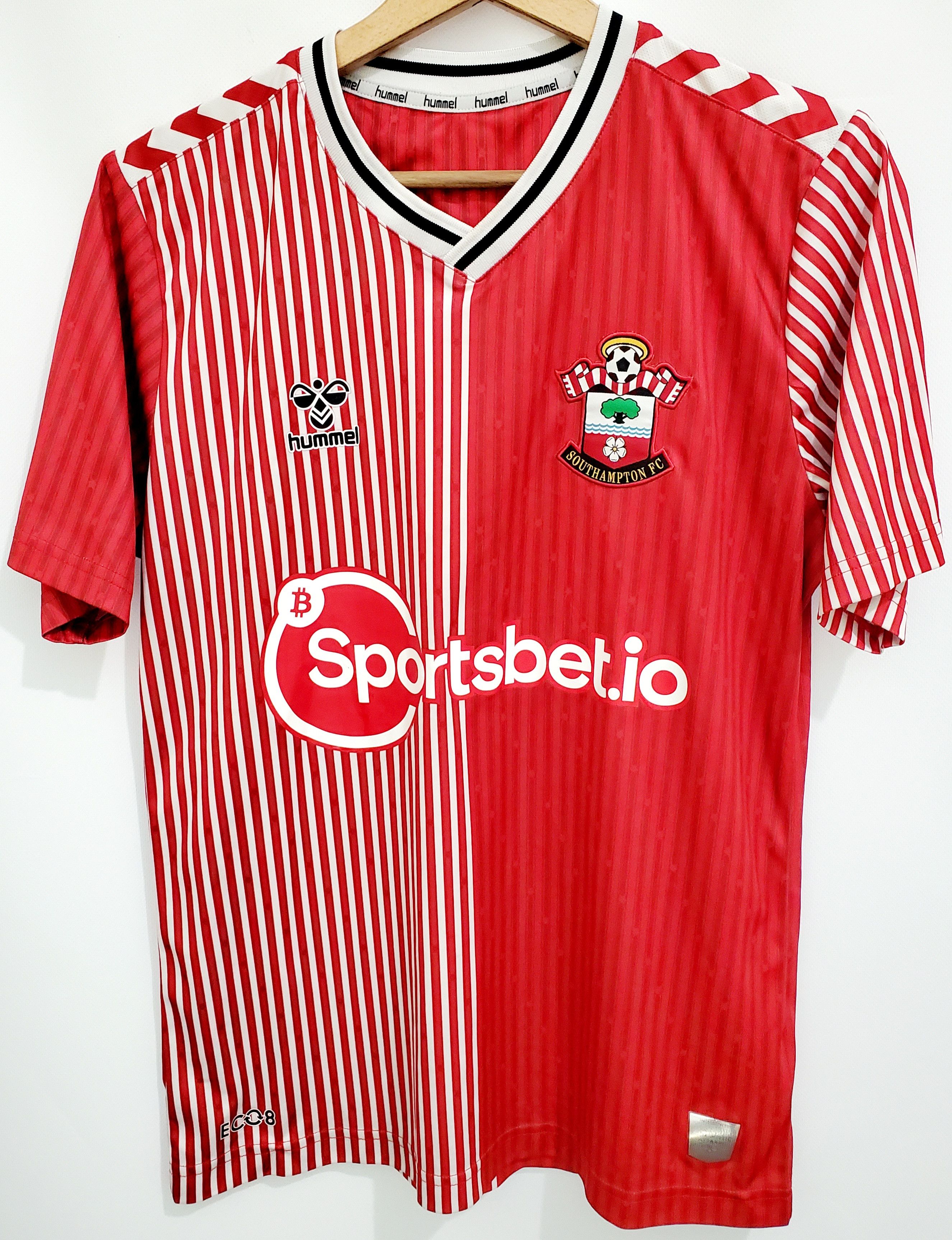 Hummel Southampton 2022-23 jersey #16 Smallbone perfect condition S Size US S / EU 44-46 / 1 - 2 Thumbnail