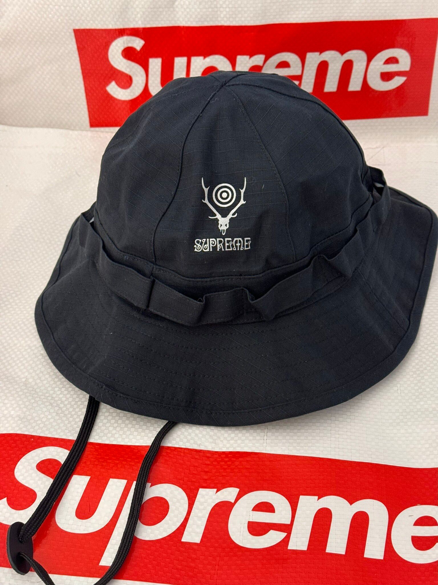 Supreme Supreme SOUTH2 WEST8 Jungle Hat Black S/M | Grailed
