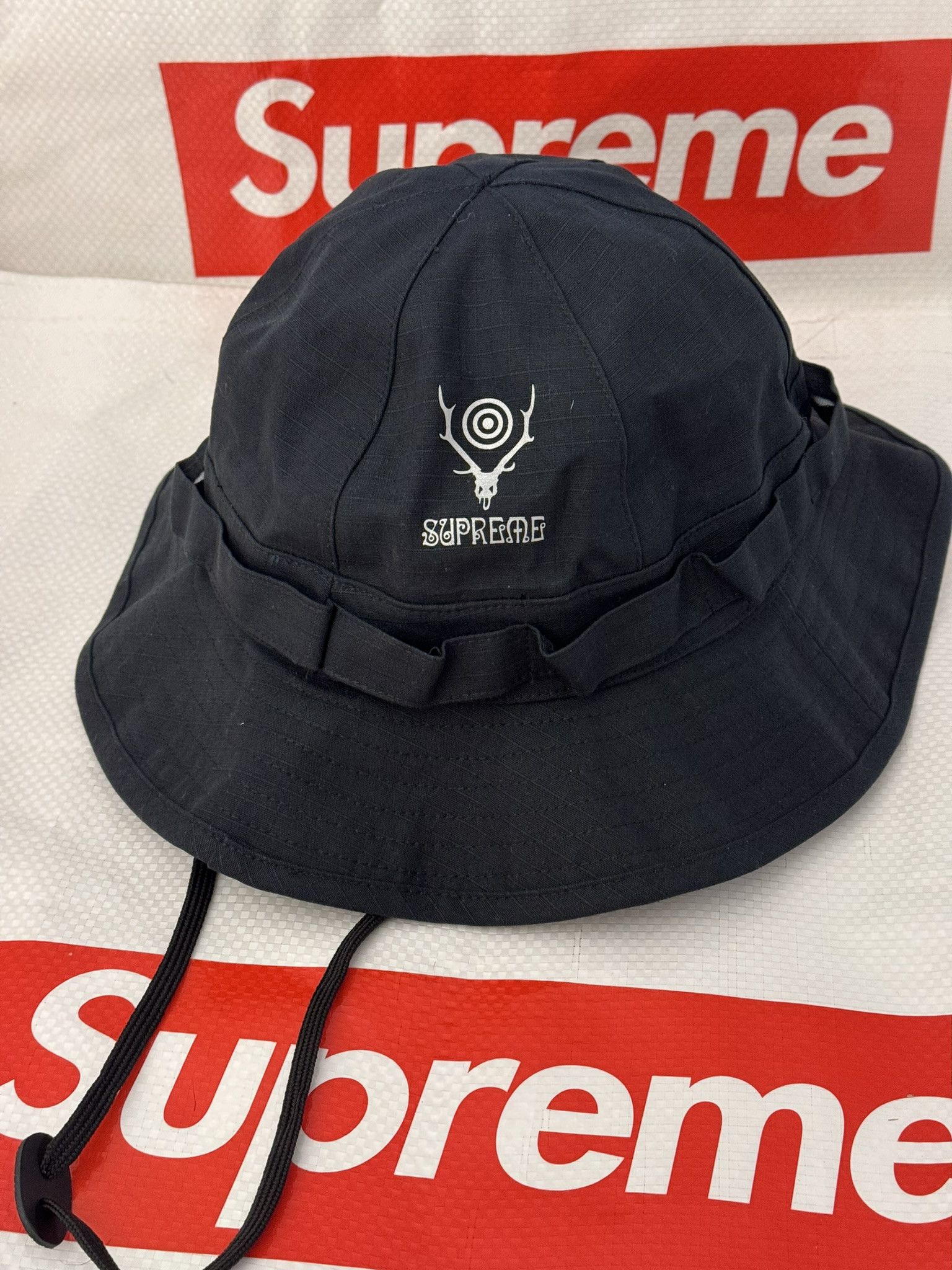 Supreme Supreme SOUTH2 WEST8 Jungle Hat Black S/M | Grailed