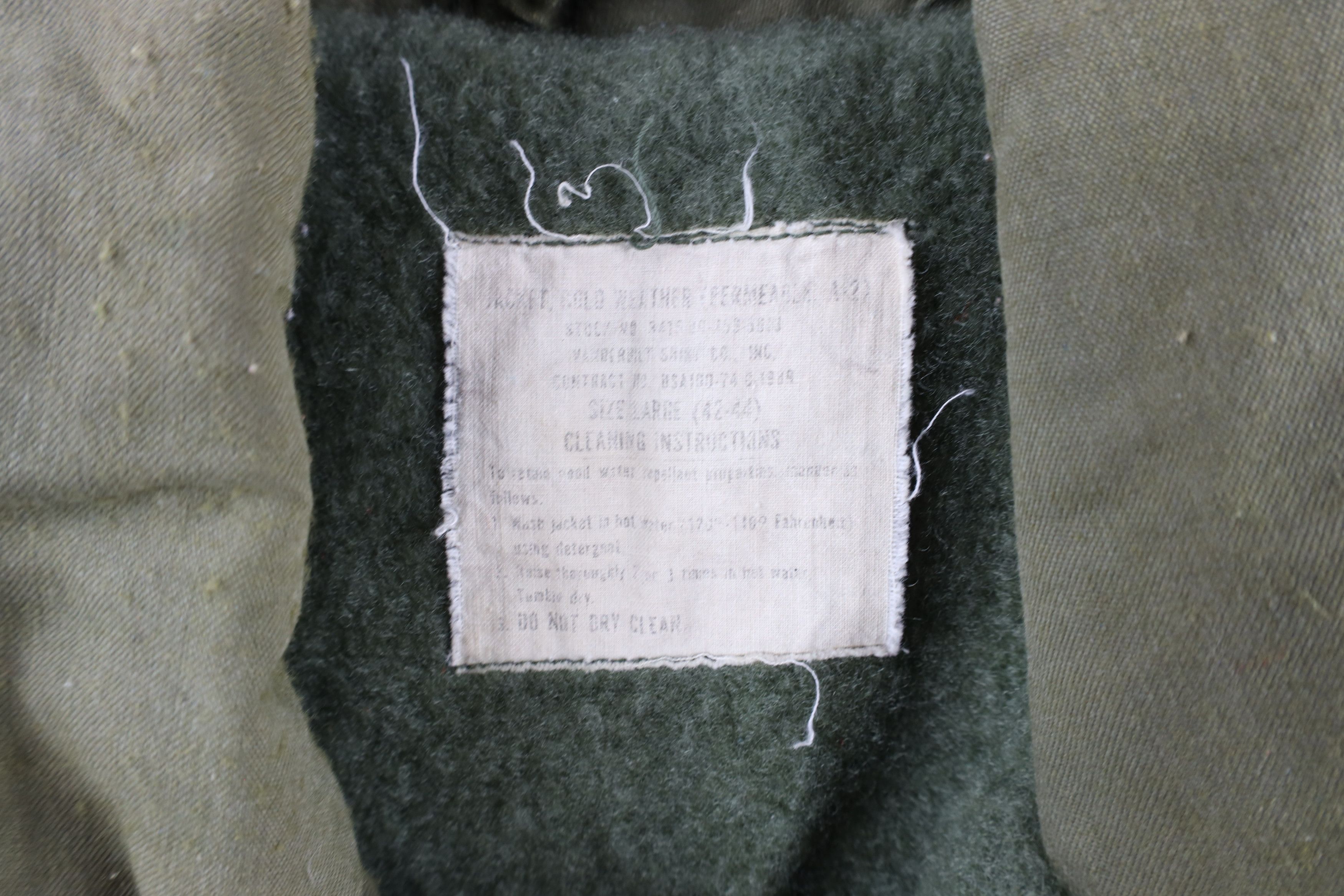 Vintage Vintage 70s Vietnam War Permeable A-2 Deck Jacket USA Size US L / EU 52-54 / 3 - 8 Thumbnail