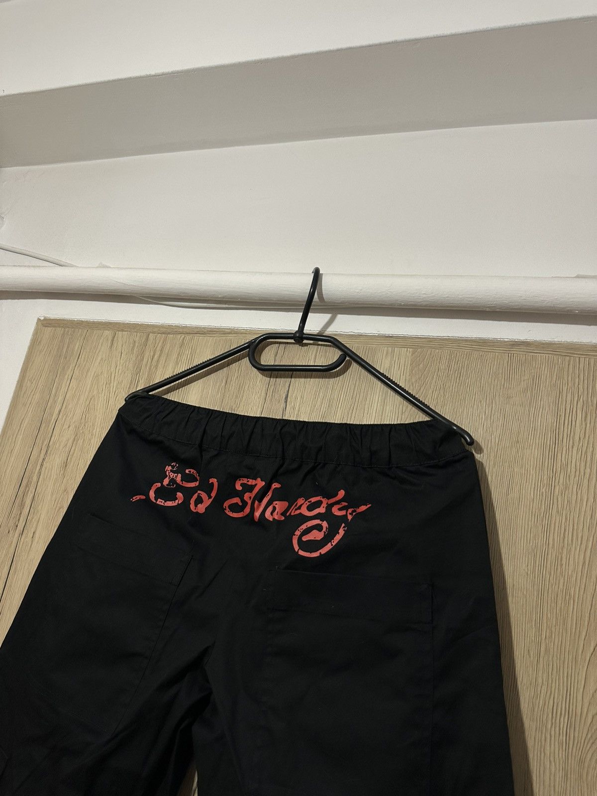 Ed Hardy Ed Hardy pants with bold graphic details. Iconic Y2K Size 26" / US 2 / IT 38 - 2 Thumbnail