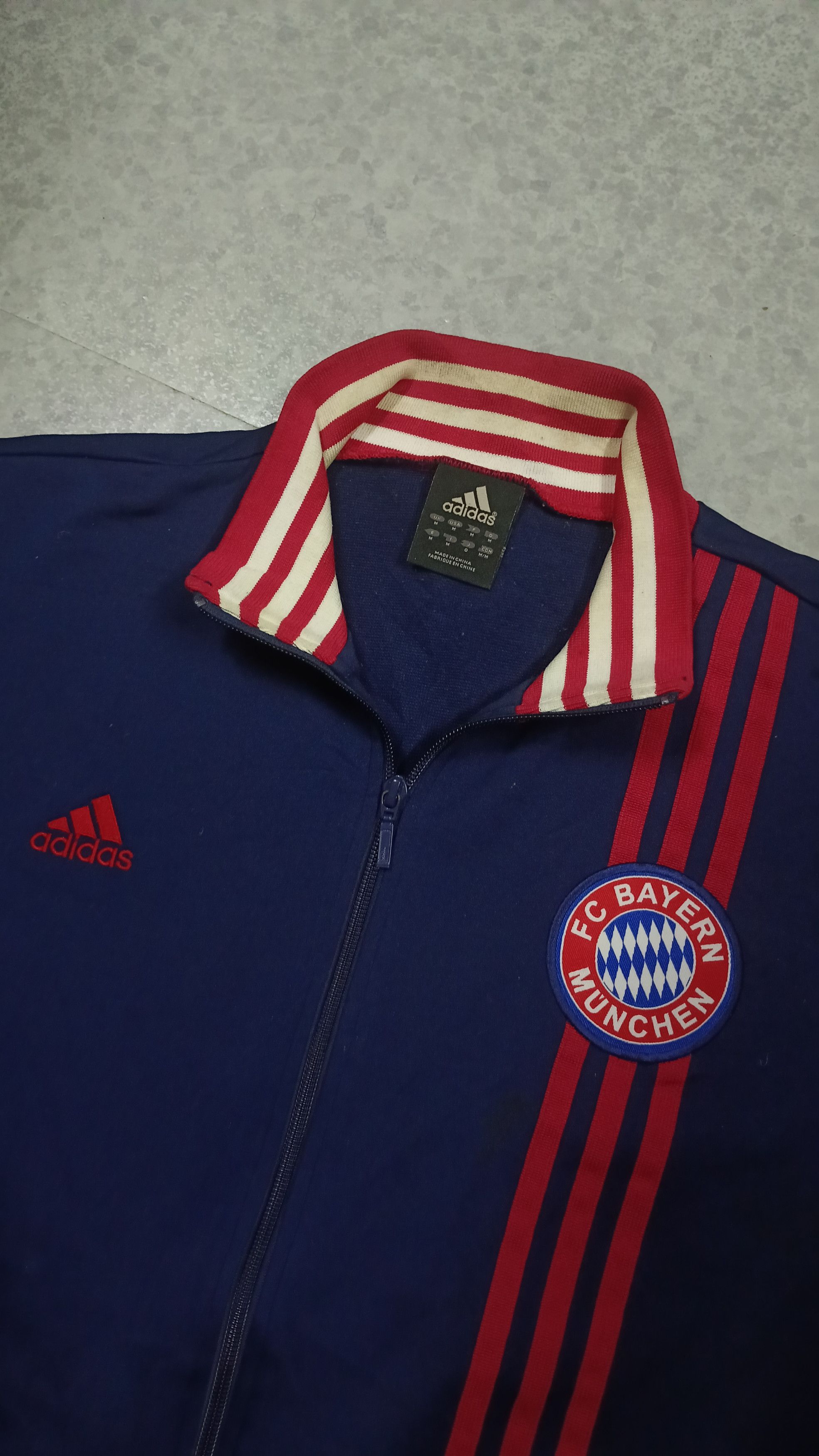Adidas × Vintage 🔥 Vintage Adidas FC Bayern Munchen Training Jacket Size US M / EU 48-50 / 2 - 3 Thumbnail