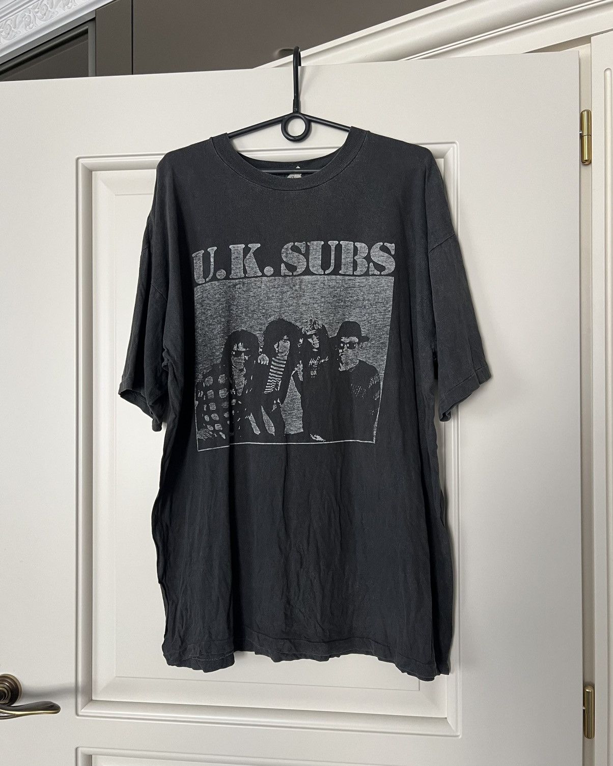Band Tees Vintage 90s U.K. Subs Band Tee Rock T-Shirt RARE Size US XL / EU 56 / 4 - 1 Thumbnail