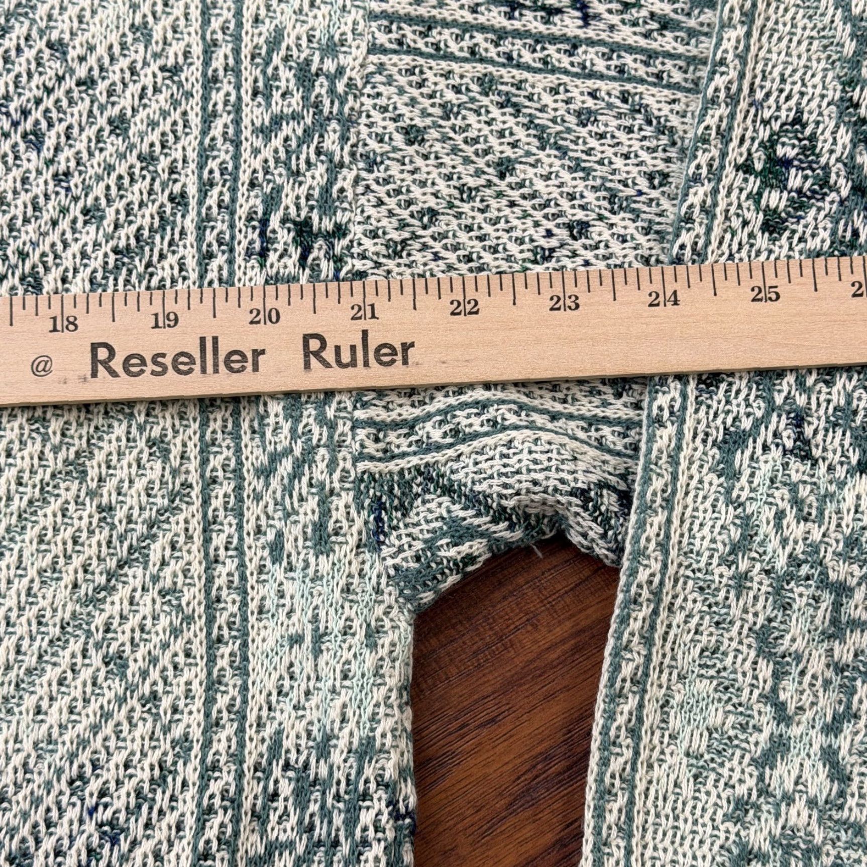 Vintage Bruno Ferrari Sweater Men L Green Knit V-Neck Pullover Long Sleeve Made in Italy Size US L / EU 52-54 / 3 - 7 Thumbnail