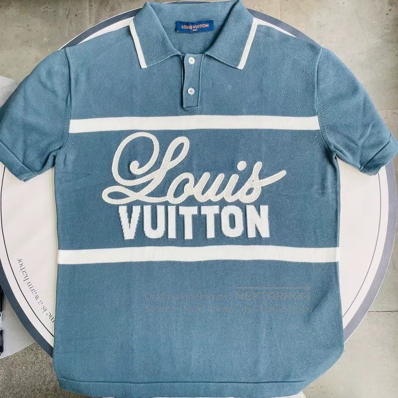 Louis Vuitton Louis Vuitton Blue knit short sleeves Size US M / EU 48-50 / 2 - 1 Thumbnail
