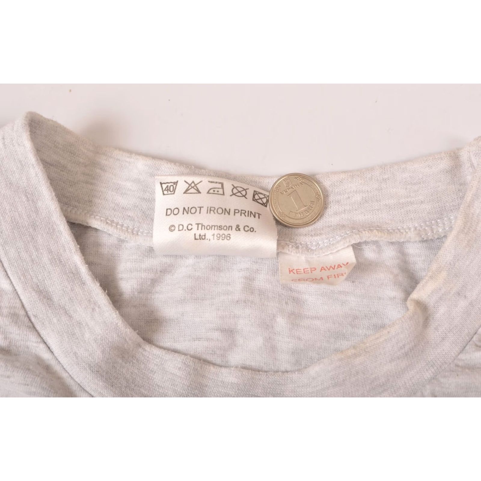 CO DC Thomson & Co 1996 Vintage Graphic T-Shirt Tee Men L Silver Made in Turkey 100% cotton Shirt Mens Size US L / EU 52-54 / 3 - 7 Thumbnail