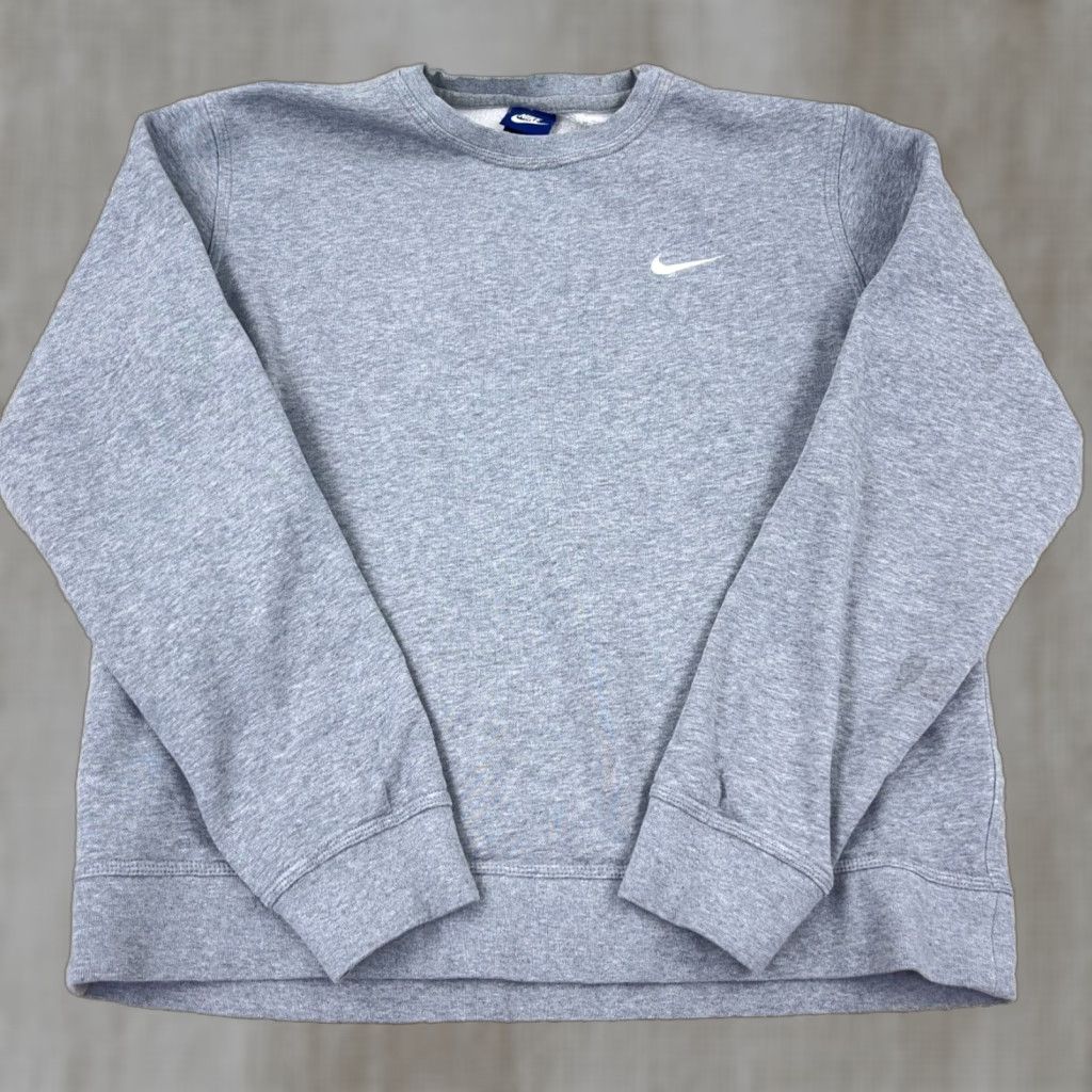 Nike Nike Sweatshirt Men Large Heather Gray Crewneck Sweater Mini Swoosh STAINS Size US L / EU 52-54 / 3 - 1 Thumbnail