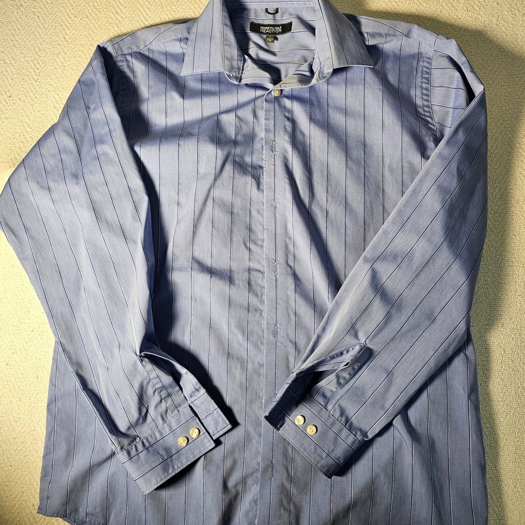 Kenneth Cole Kenneth Cole Reaction Shirt Men Large Blue Stripe Regular Fit Non-Iron Wrinkle Free Casual Dress Shirt Regular Fit Mens Blue Striped Shirt Size US L / EU 52-54 / 3 - 2 Thumbnail