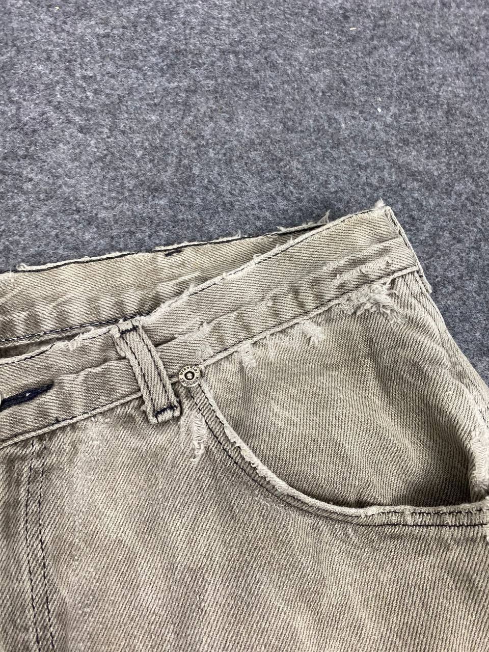 Wrangler vintage wrangler distressed denim nice design Size US 34 / EU 50 - 12 Thumbnail