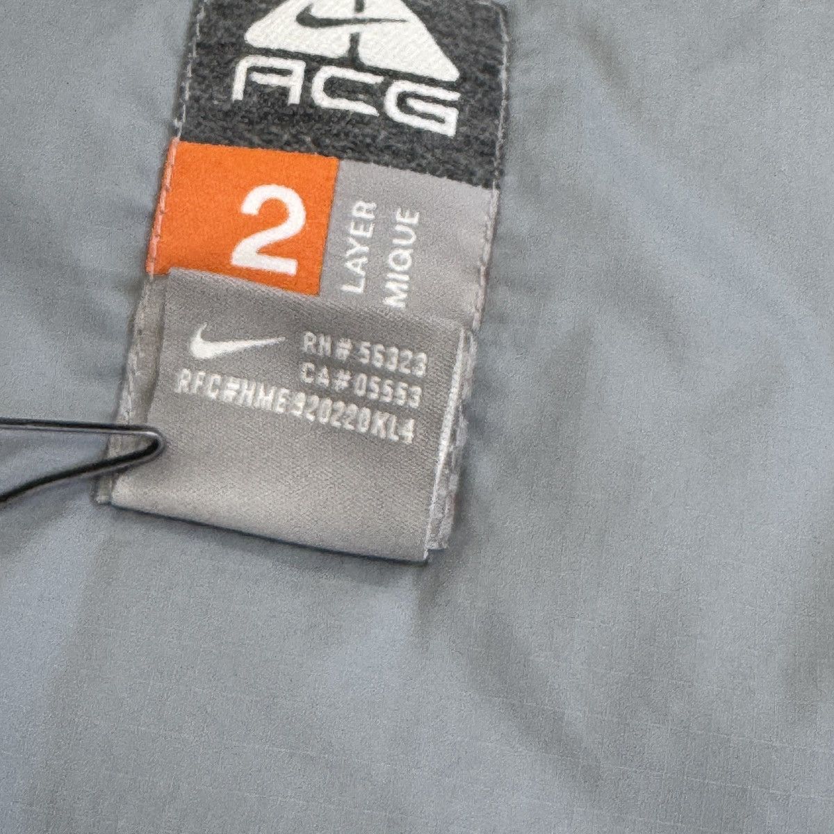 Nike ACG Vintage Nike ACG Insulated Nylon Jacket Gray Men Size XL Size US XL / EU 56 / 4 - 11 Thumbnail