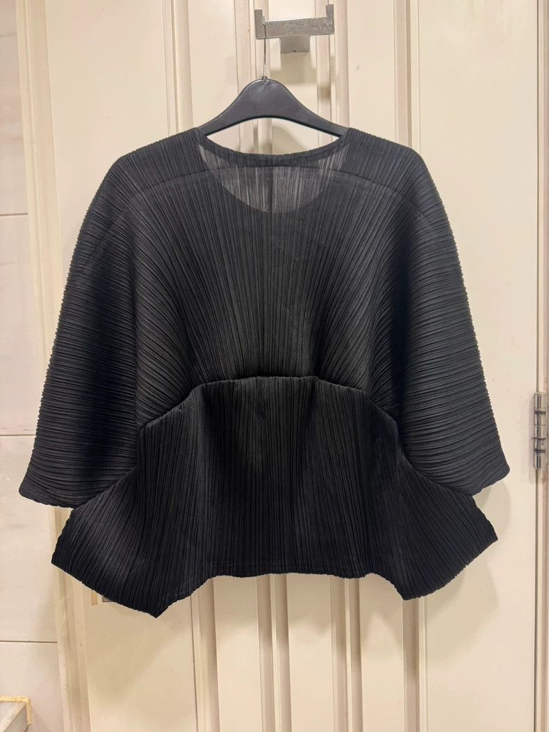 Issey Miyake Issey Miyake size:one size Black short-sleeved shirt Size M / US 6-8 / IT 42-44 - 5 Thumbnail