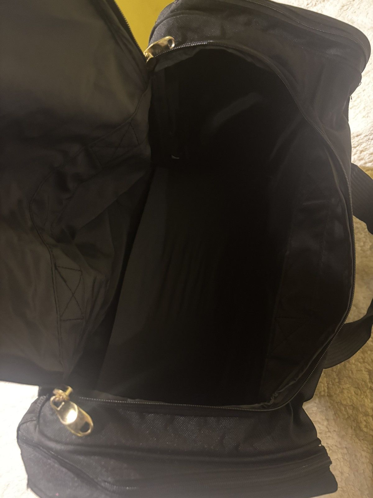 Other Black Duffel Bag Size ONE SIZE - 2 Thumbnail