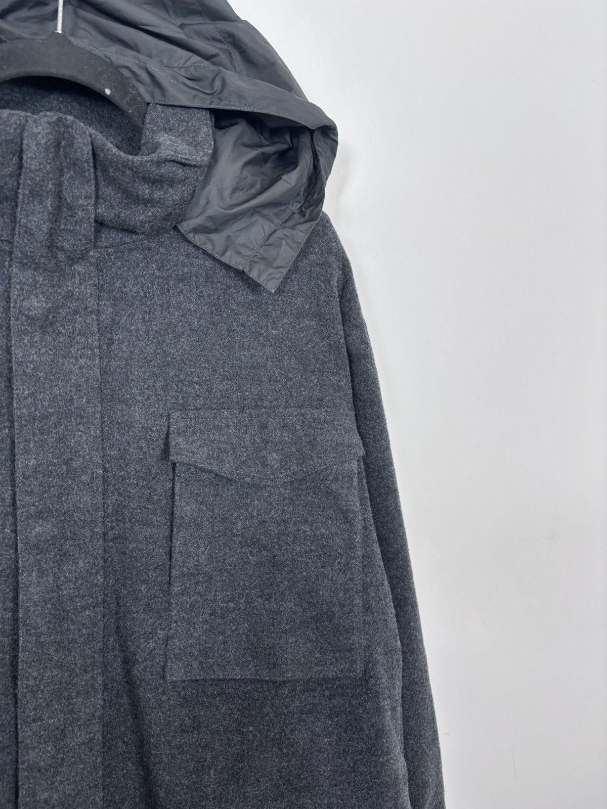 Victorinox Victorinox Swiss Men’s Multipocket Tech Wool Hooded Coat Size US XL / EU 56 / 4 - 5 Thumbnail