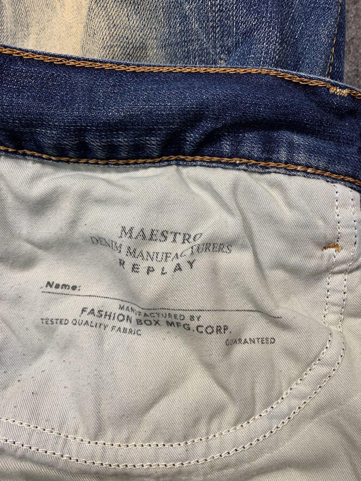 Replay Replay Maestro Indigo Beauty Faded Straight Cut Buttonfly Size US 34 / EU 50 - 10 Thumbnail